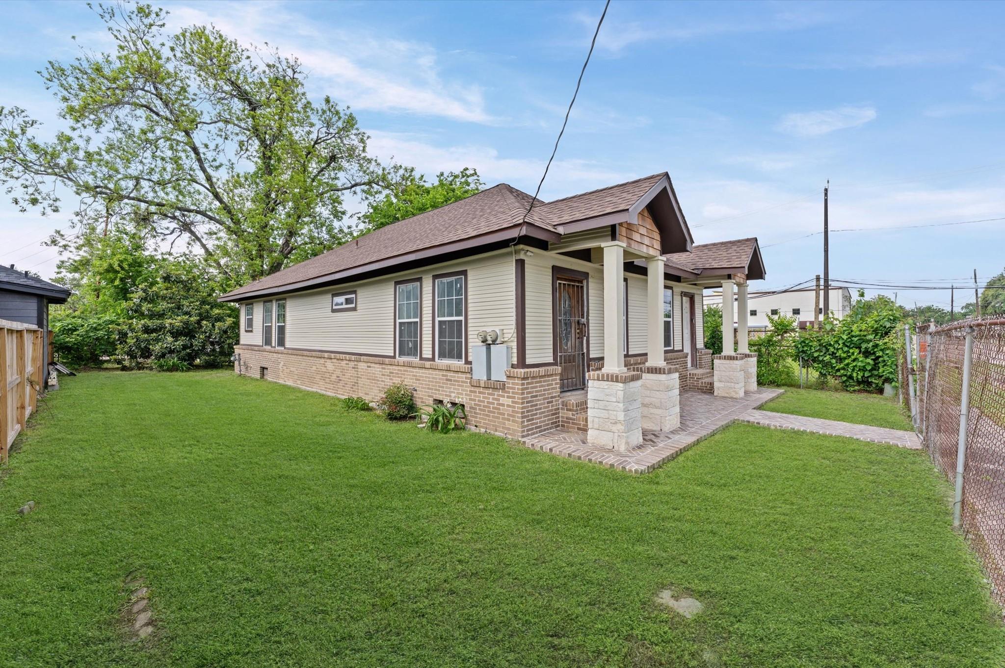 4412 Orange St, Houston, TX 77020 photo
