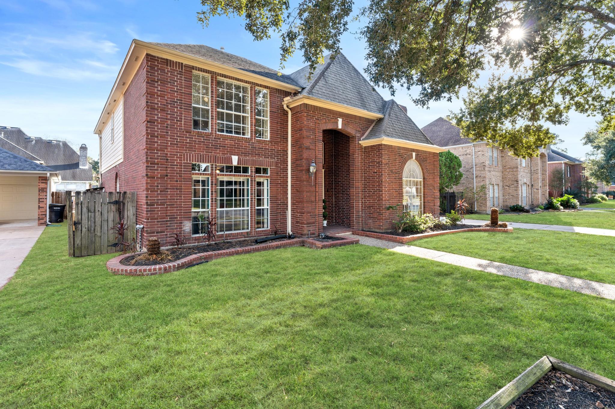 3303 Amber Forest Dr, Houston, TX 77068 photo