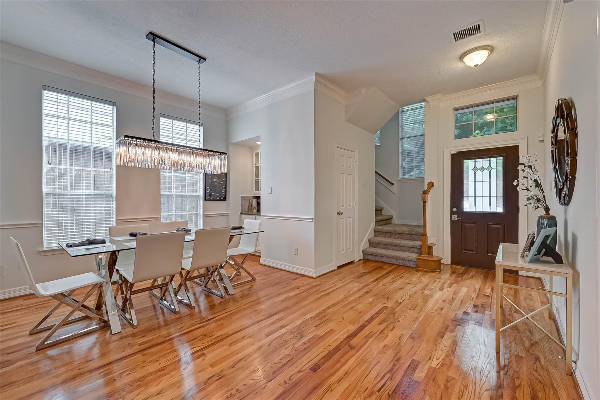 5917 Dolores St, Houston, TX 77057 photo