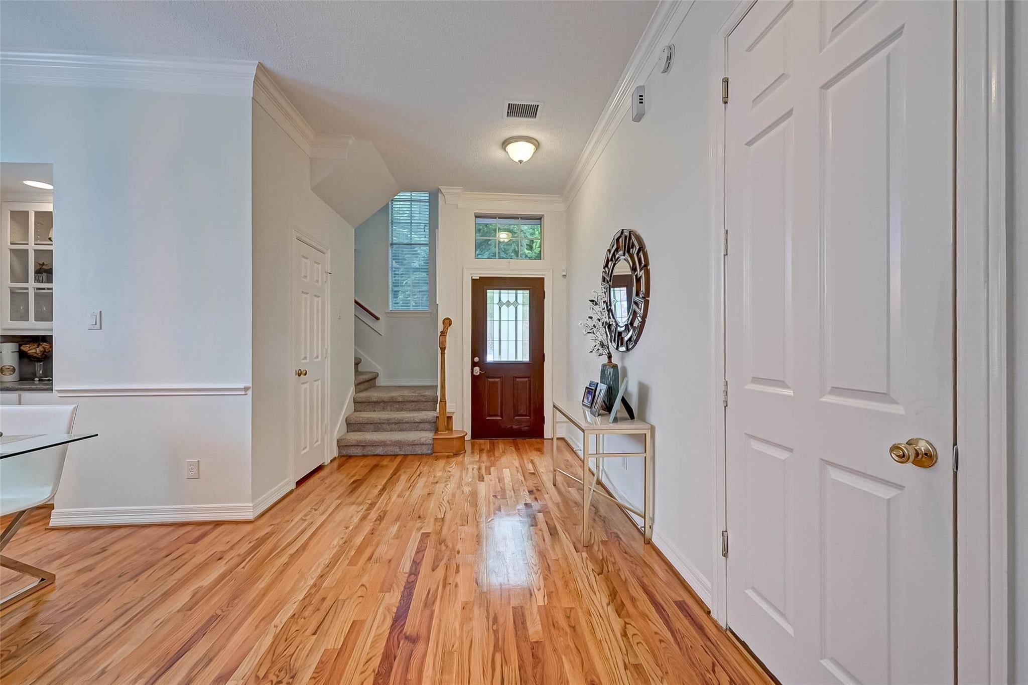 5917 Dolores St, Houston, TX 77057 photo