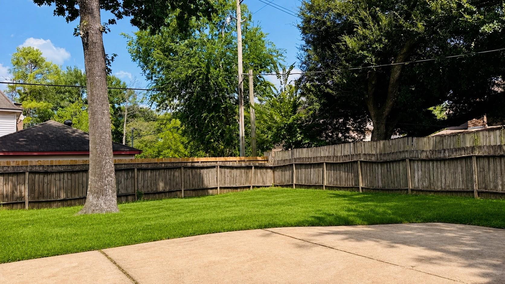 1407 Wagon Gap Trl, Houston, TX 77090 photo