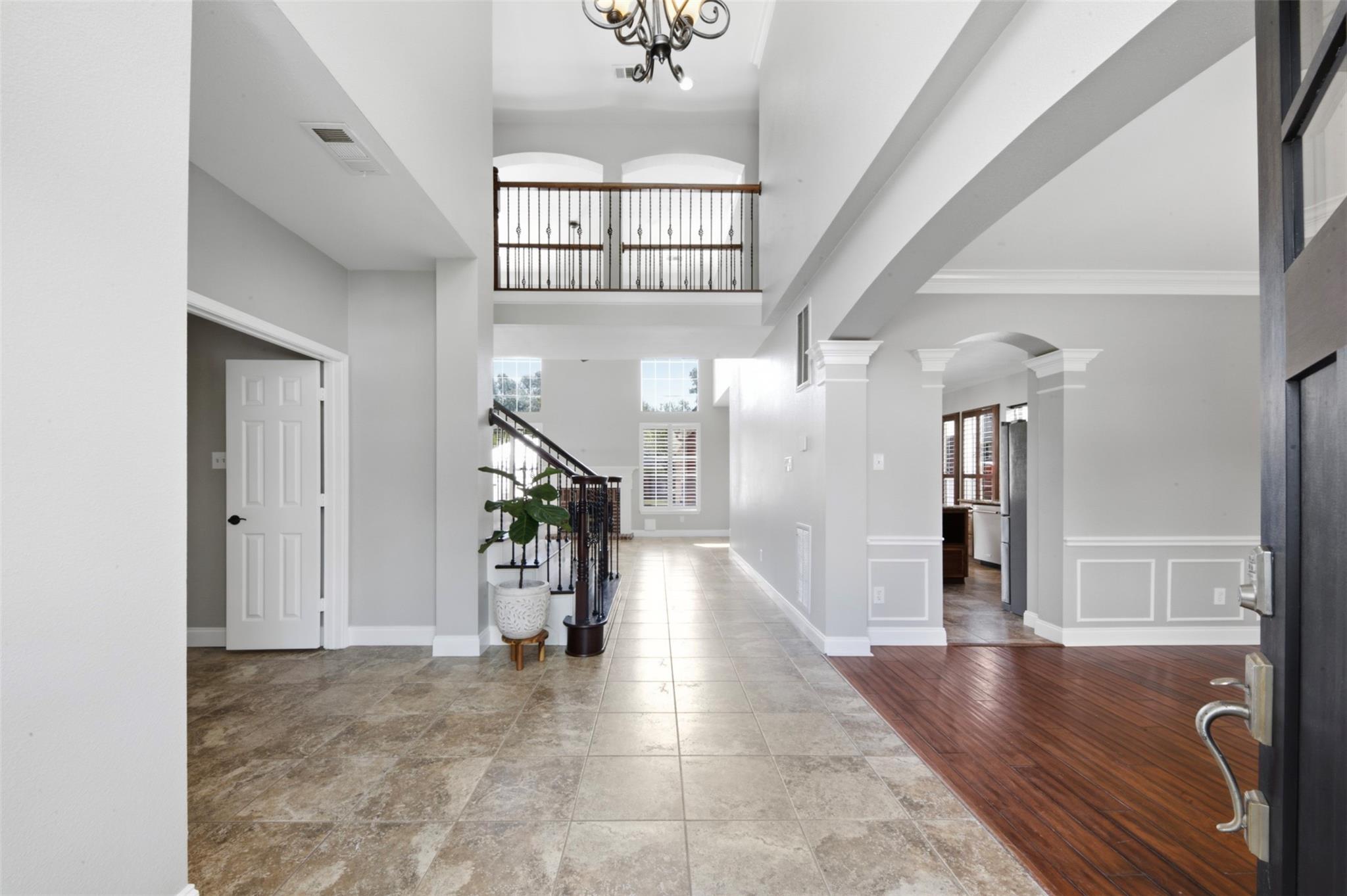 1305 Wilderness Pines Dr, Friendswood, TX 77546 photo