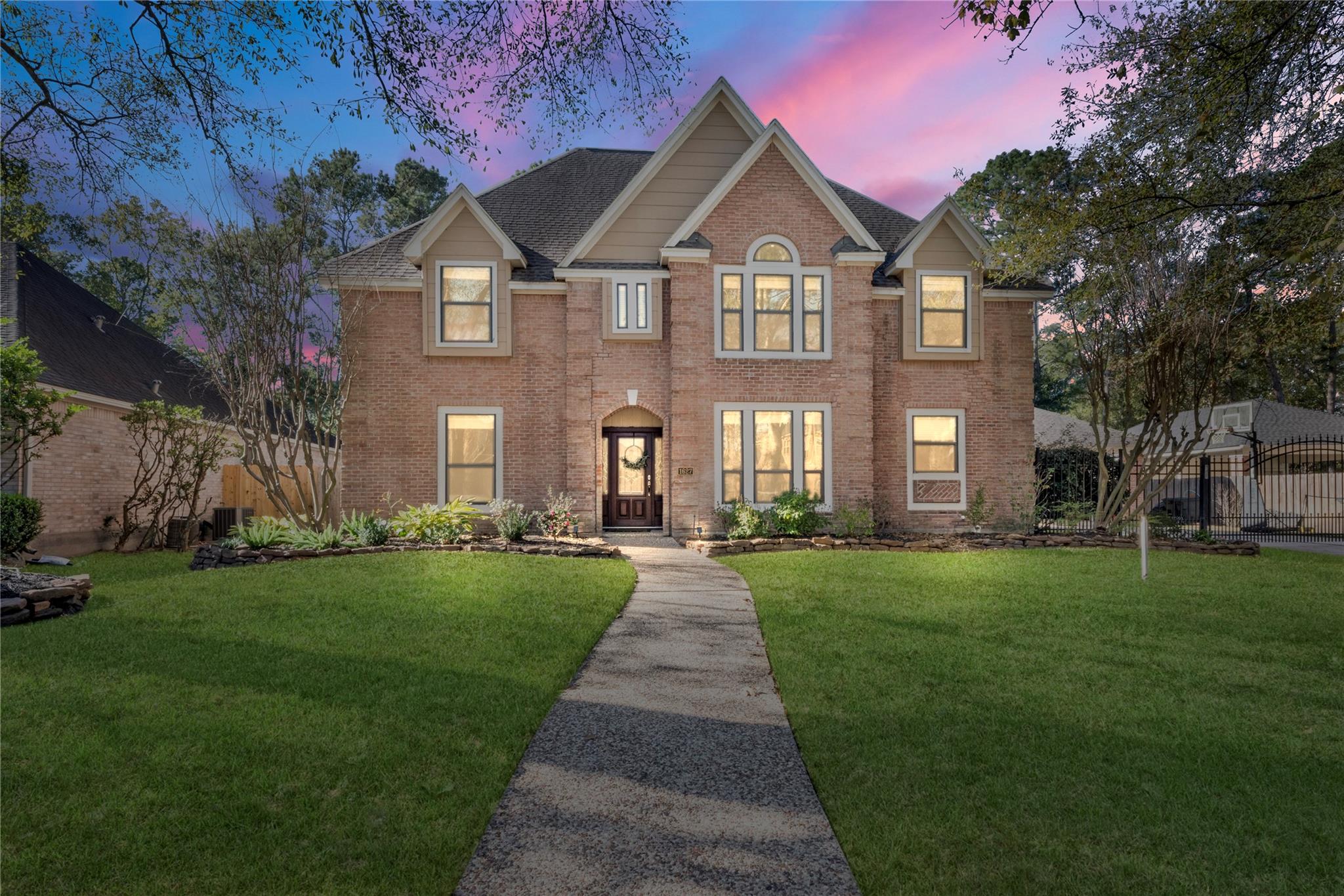 1627 Lofty Maple Trl, Kingwood, TX 77345