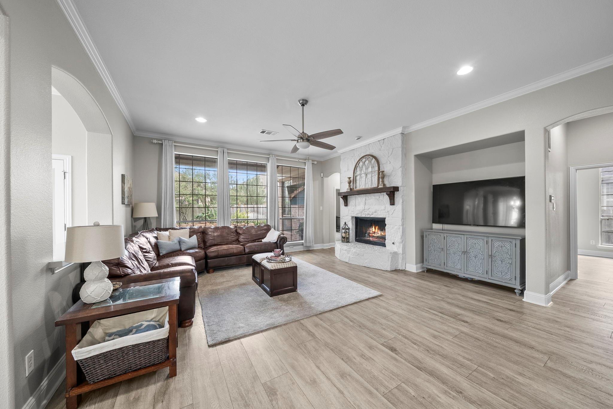 18442 S Settlers Shore Dr, Cypress, TX 77433 photo