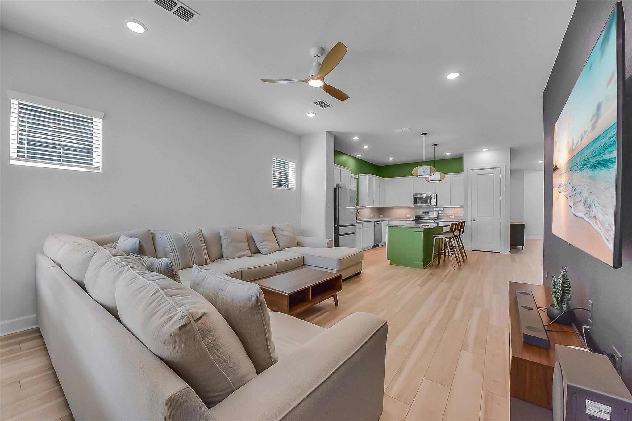 16806 Chapel Knox Dr, Humble, TX 77346 photo