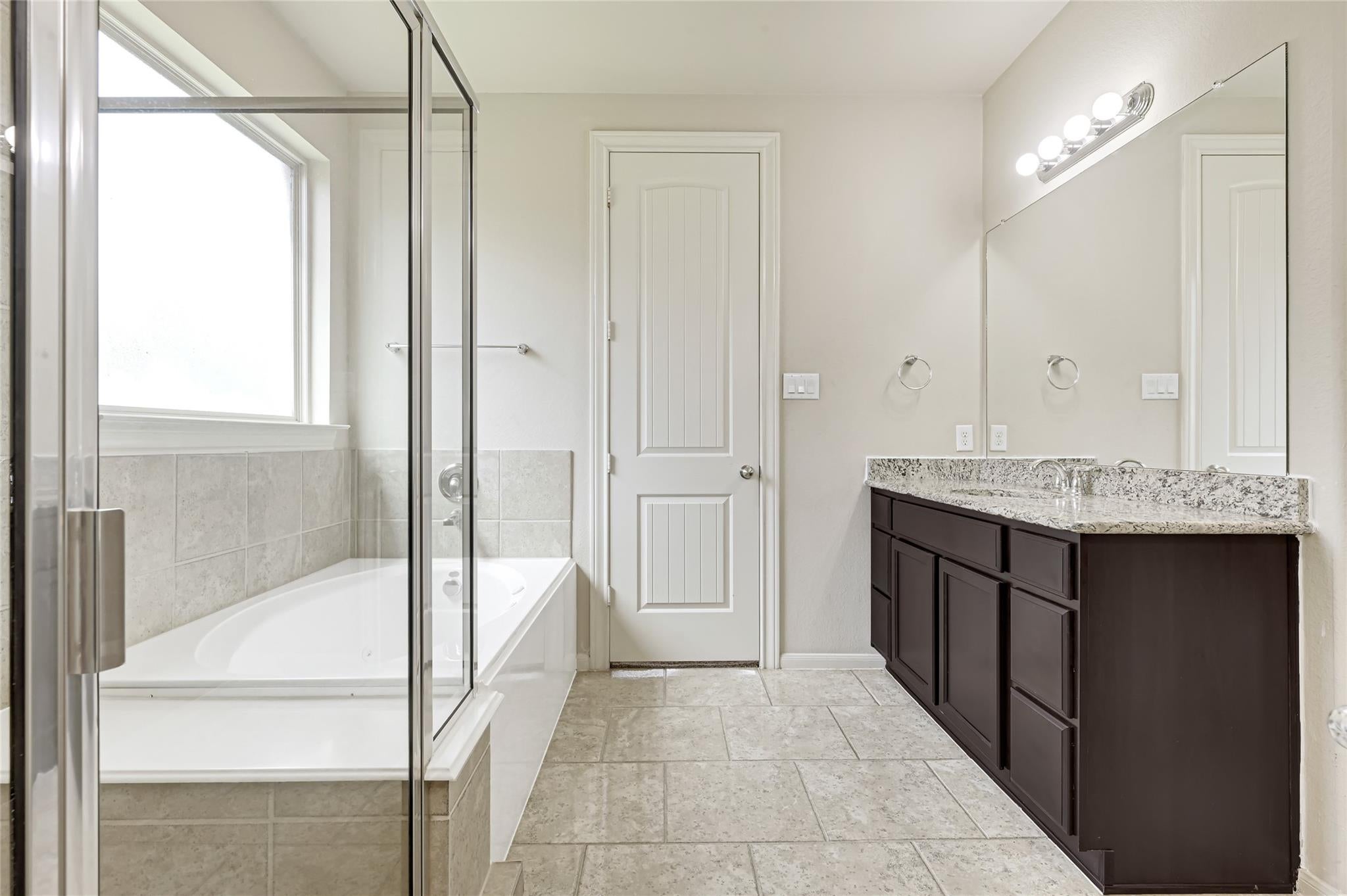 736 Somerset Landing Ln, League City, TX 77573 photo