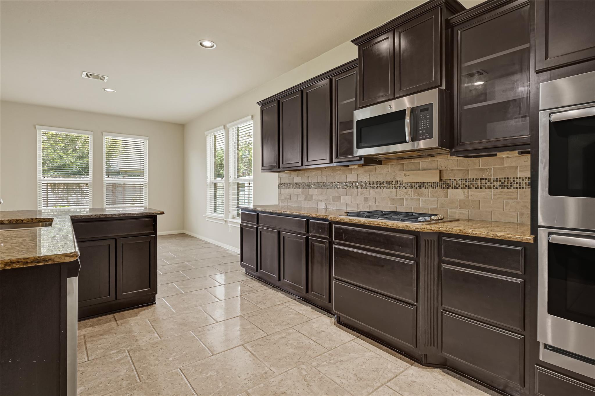 736 Somerset Landing Ln, League City, TX 77573 photo