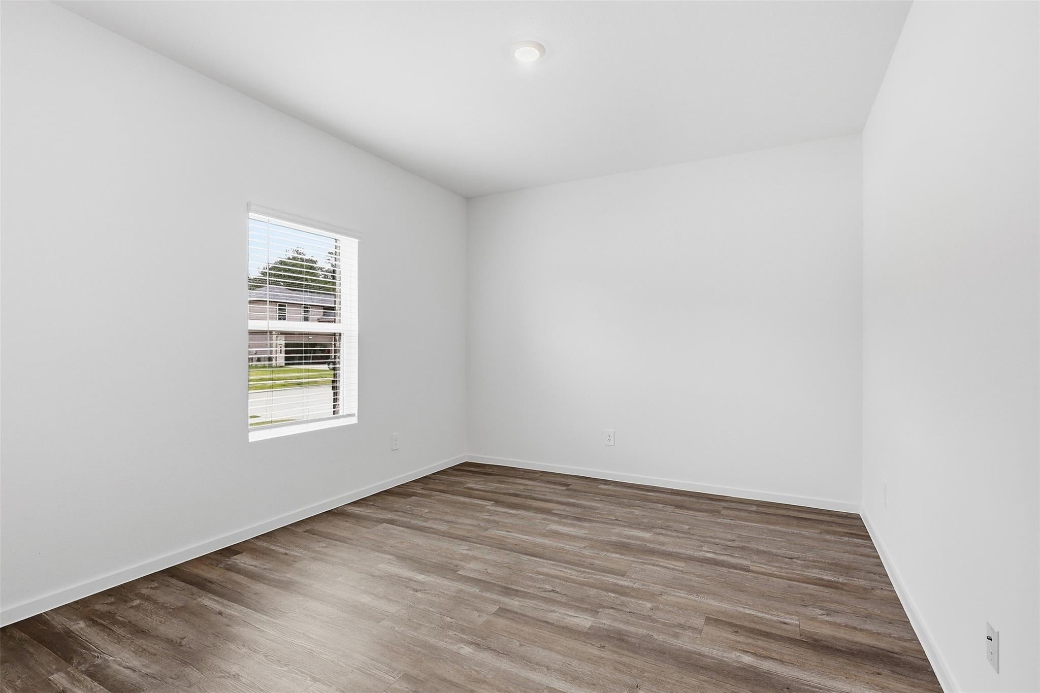 15867 Elegant Pine Ln, Magnolia, TX 77355 photo