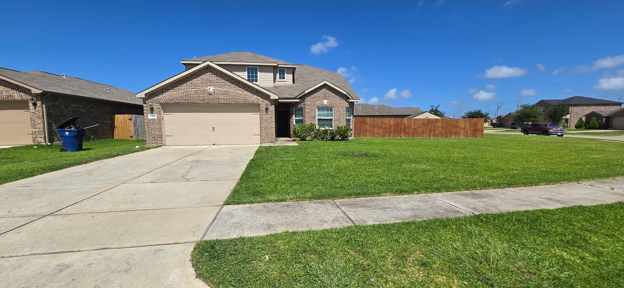 2318 Oyster Bay Ave, La Marque, TX 77568