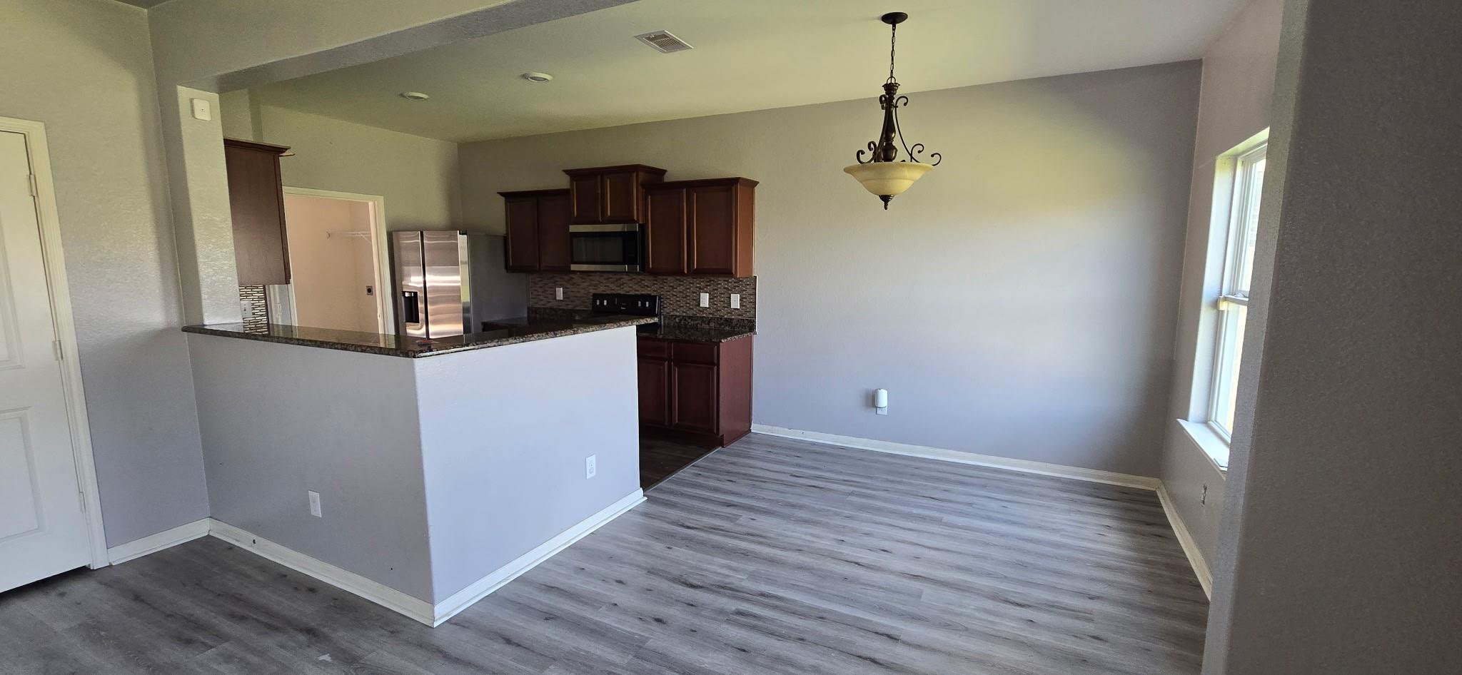 2318 Oyster Bay Ave, La Marque, TX 77568 photo