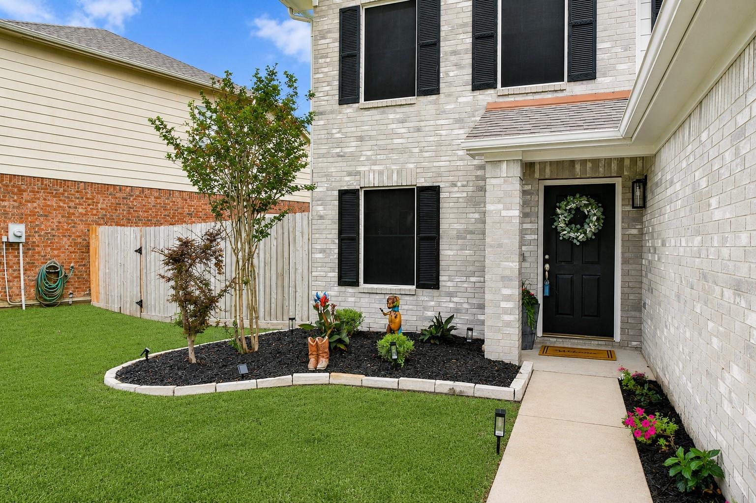 9310 Windy Spring Ln, Houston, TX 77089 photo