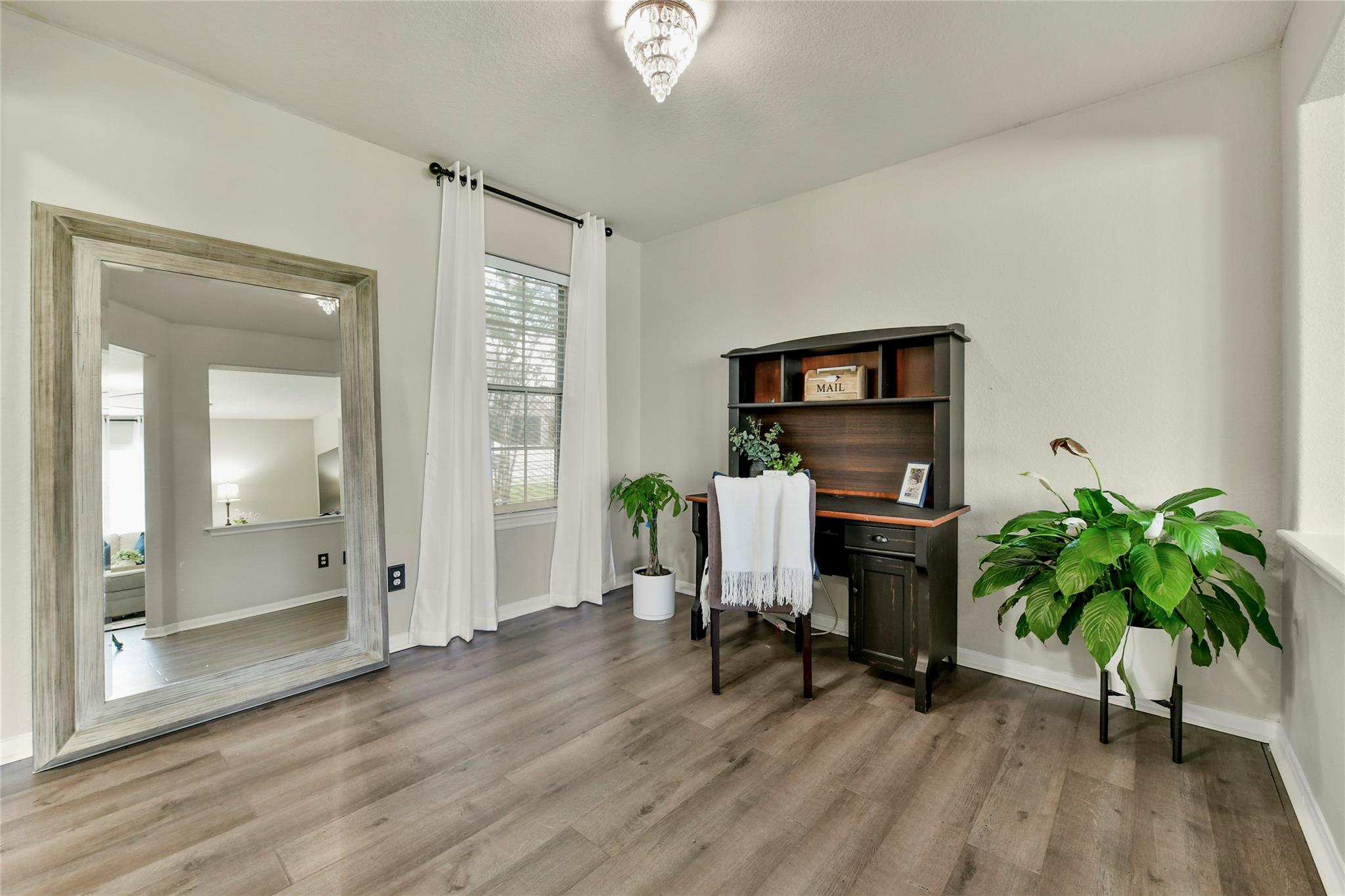 9310 Windy Spring Ln, Houston, TX 77089 photo