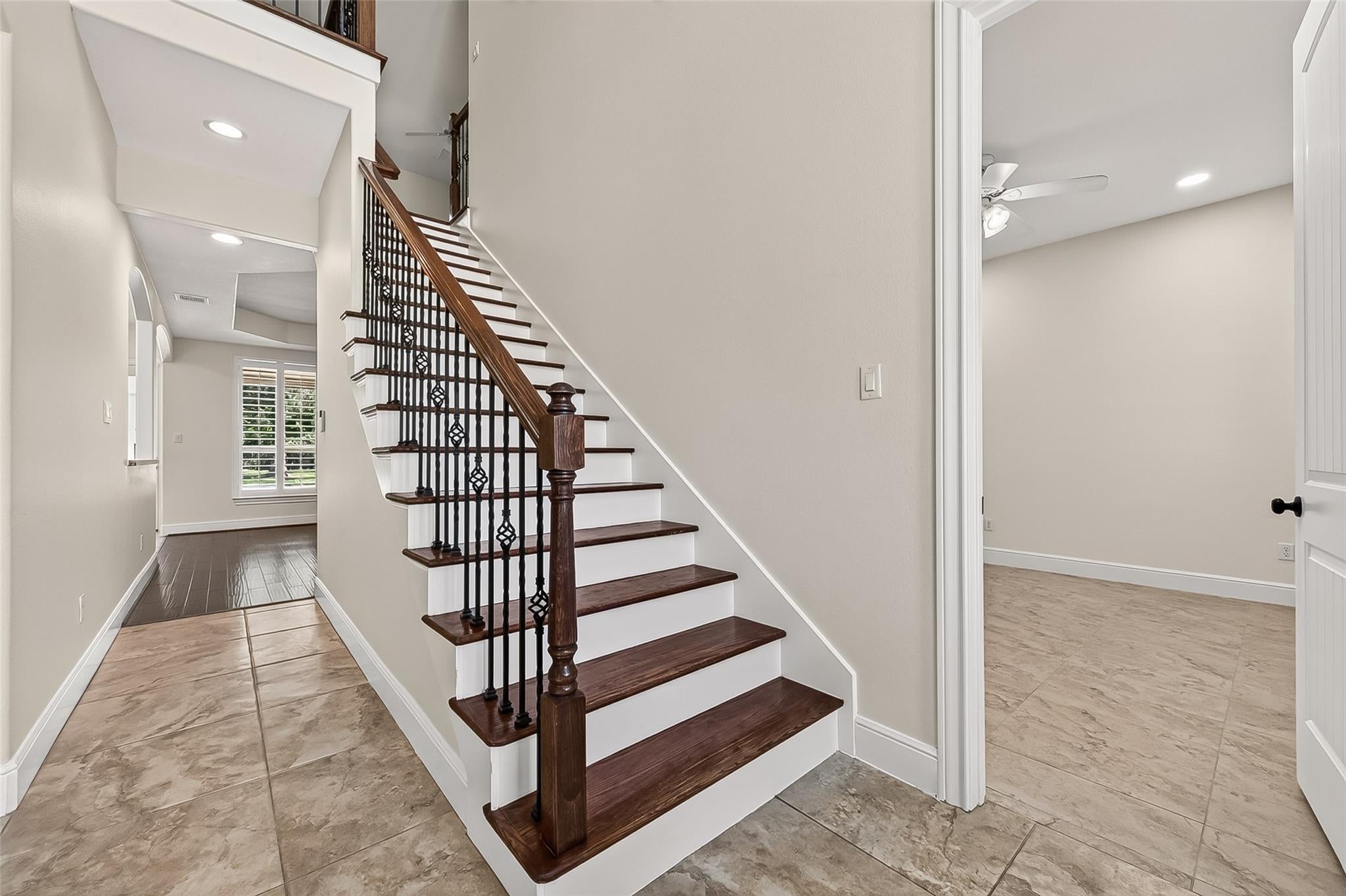 22040 Robins Rd, Hockley, TX 77447 photo