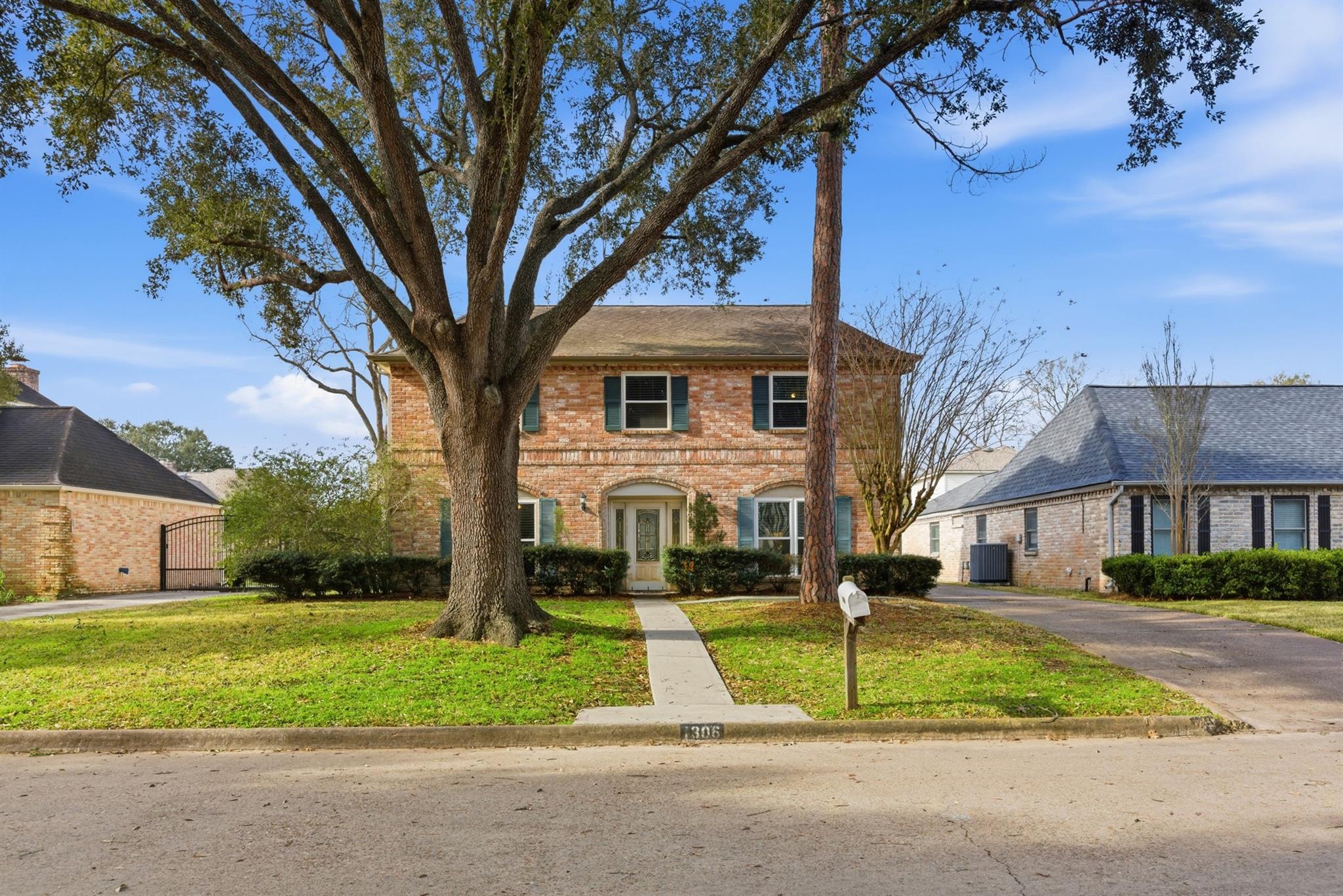 1306 Dominion Dr, Katy, TX 77450