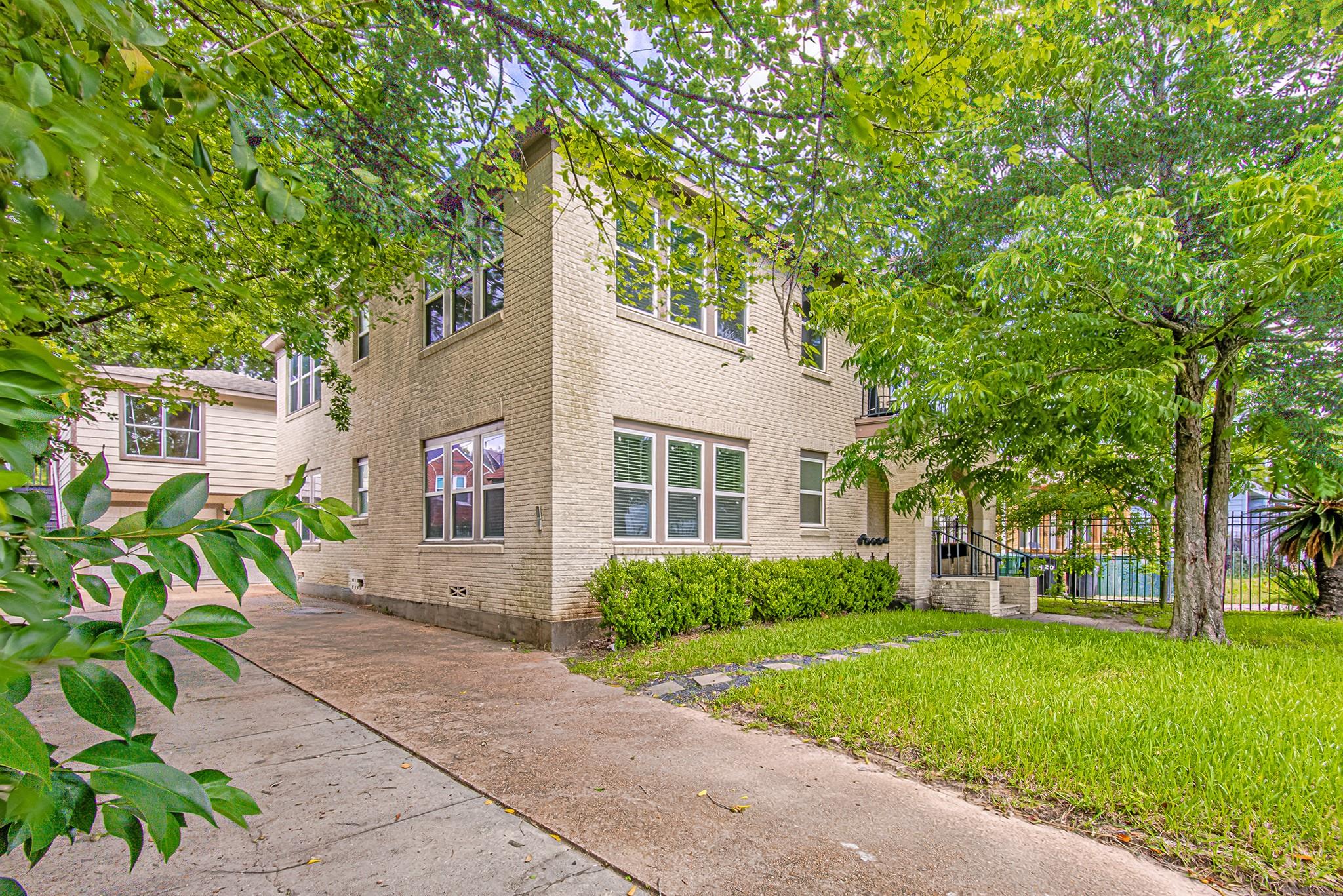 2422 Truxillo St, Houston, TX 77004 photo