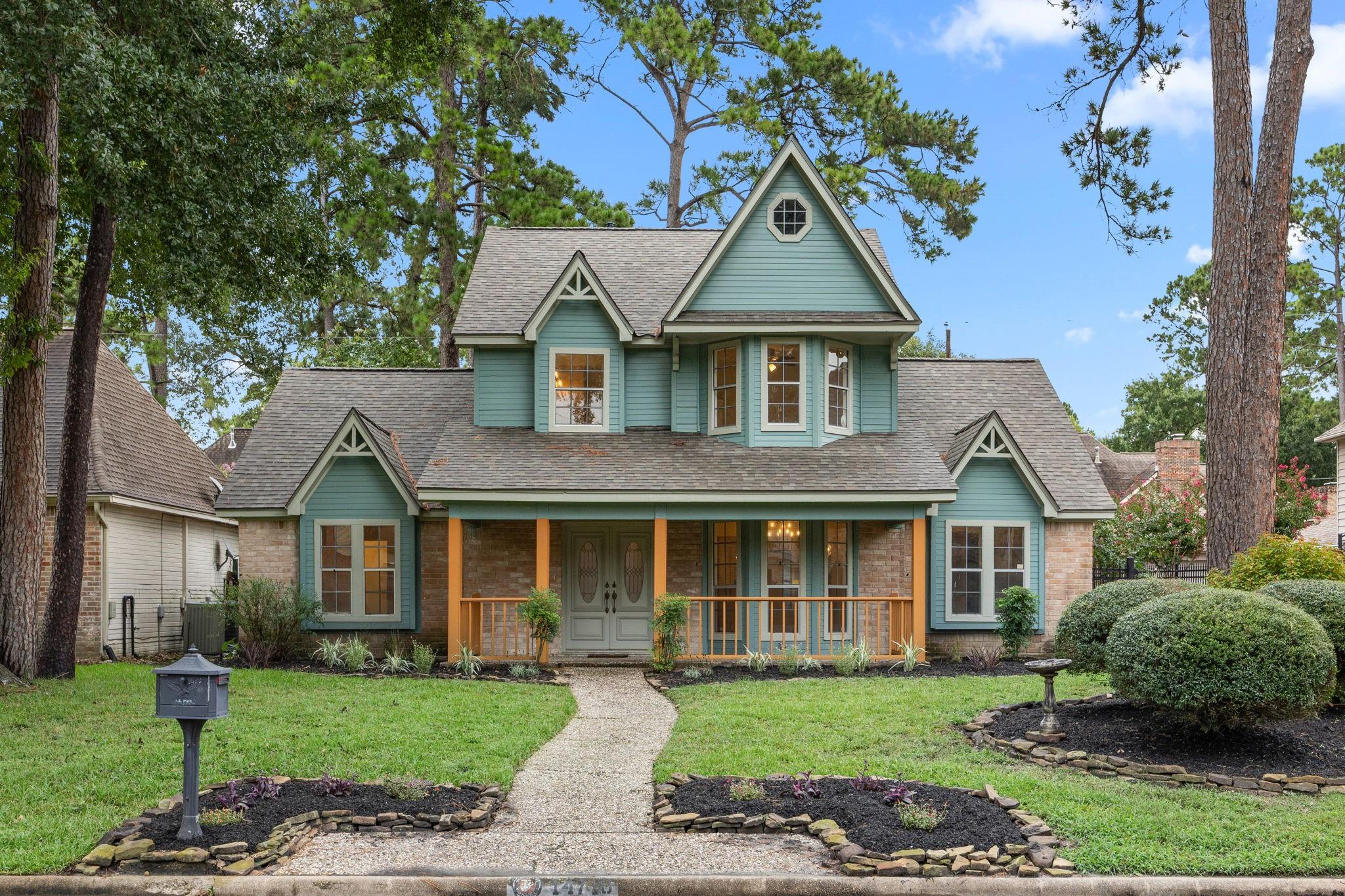 14710 Oak Bluff Ct, Houston, TX 77070