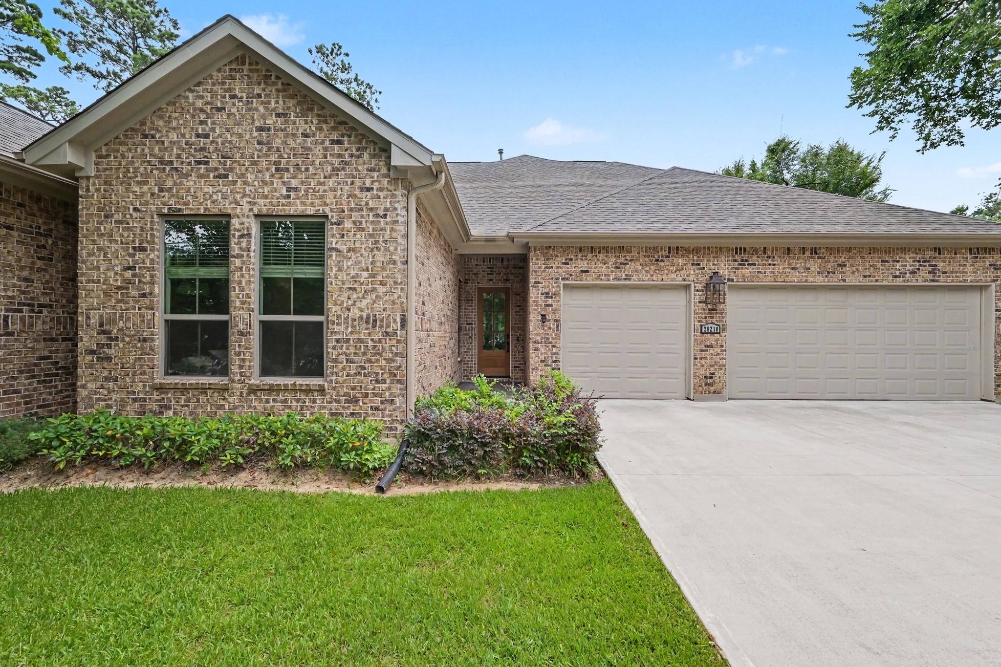 25210 Wilkes Park, Tomball, TX 77375 photo