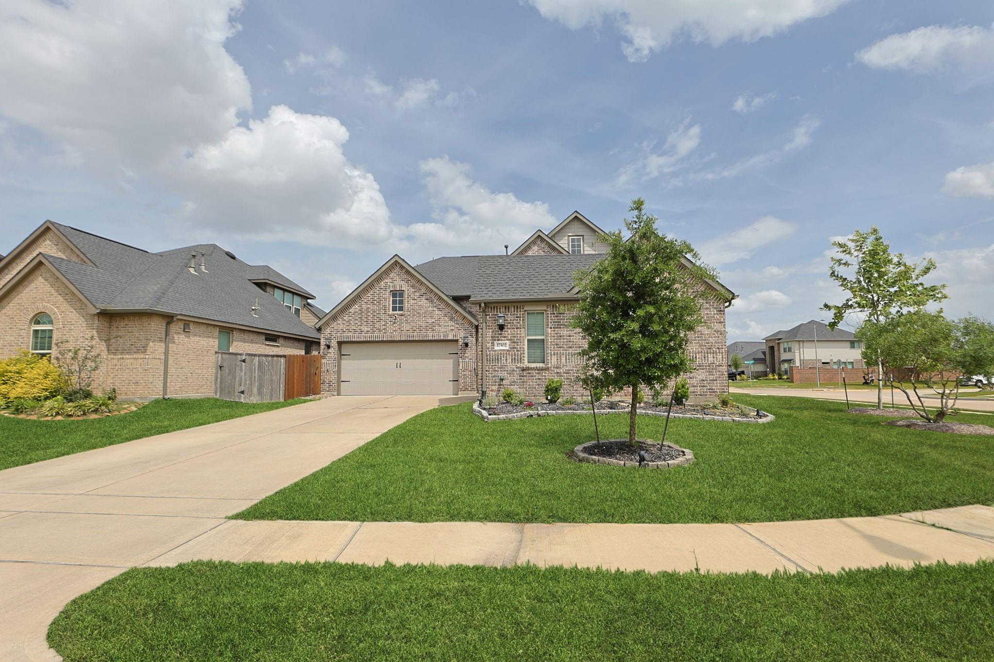 17302 Willow Lexington Ct, Hockley, TX 77447 photo