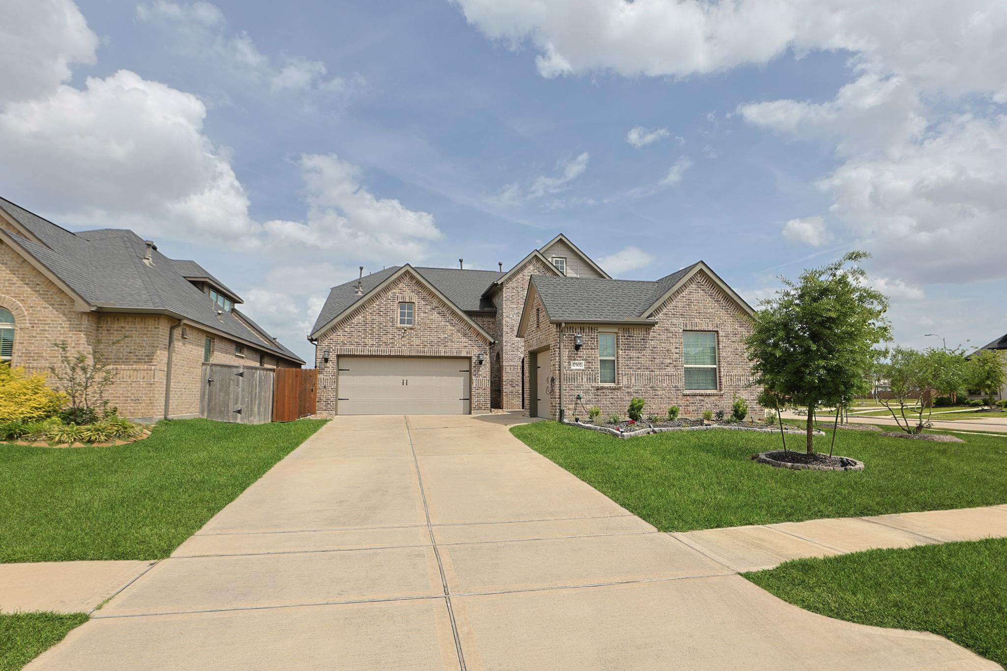17302 Willow Lexington Ct, Hockley, TX 77447 photo
