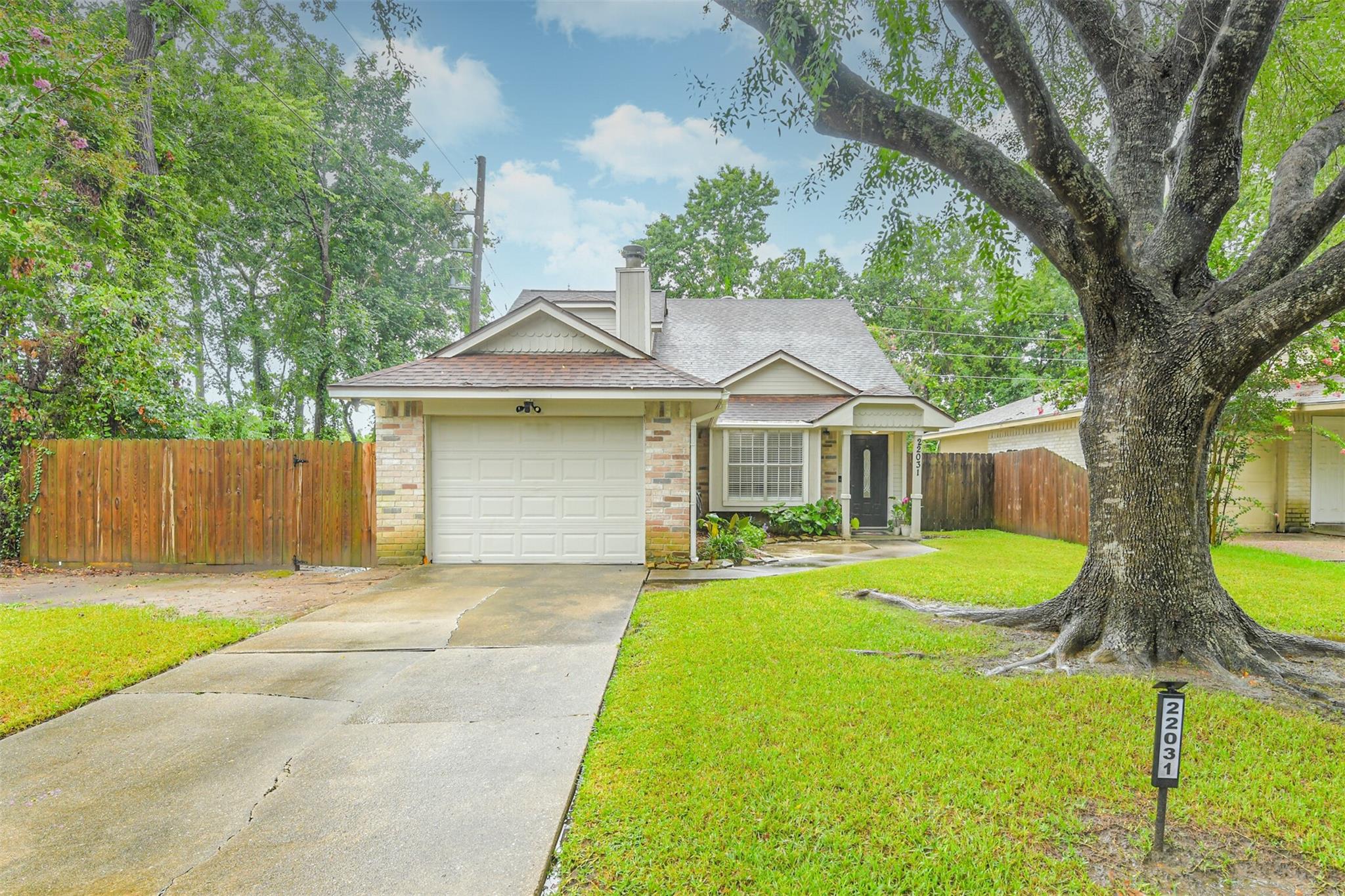 22031 Jay Dr, Spring, TX 77373