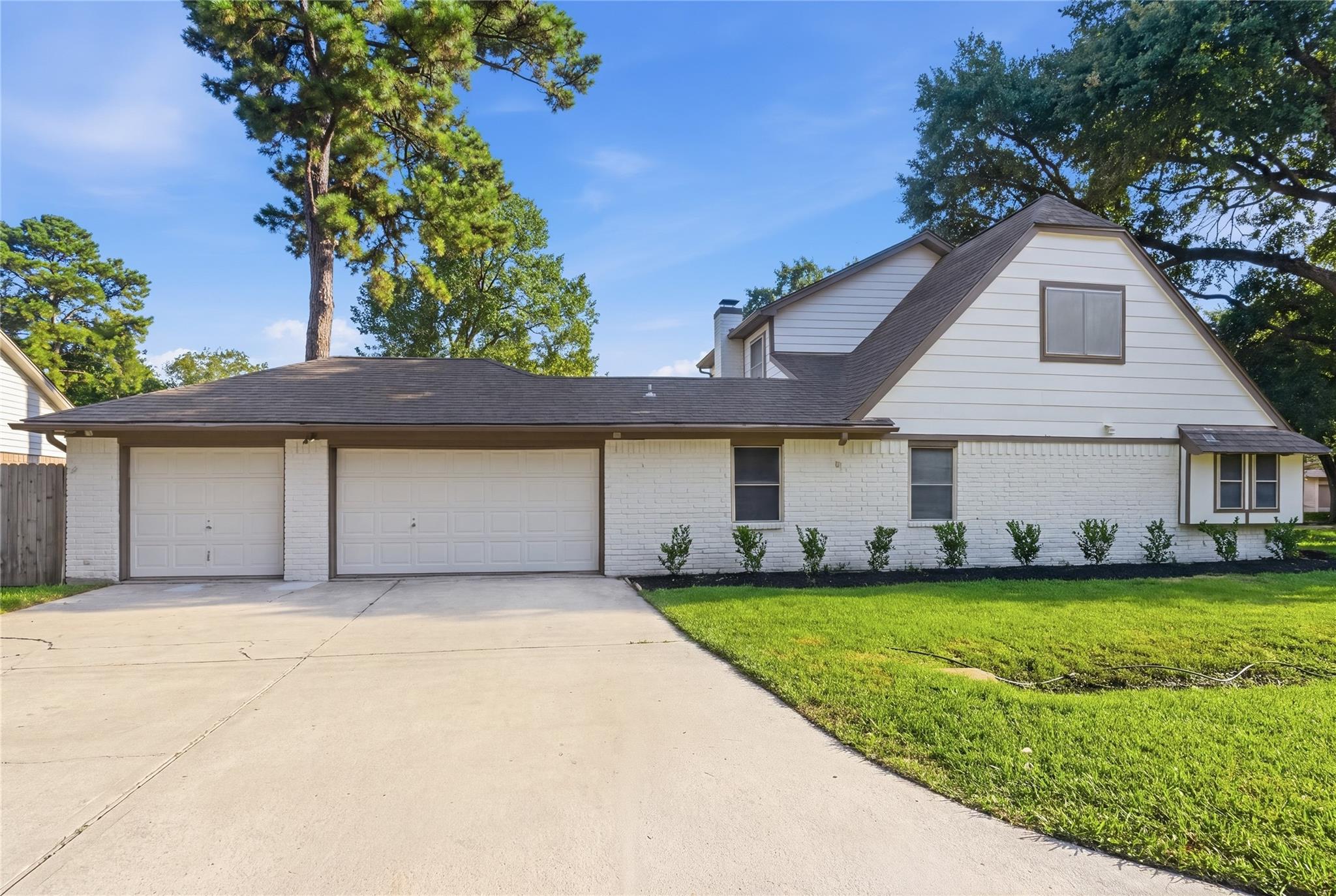 13903 Charlynn Oaks Dr, Houston, TX 77070 photo