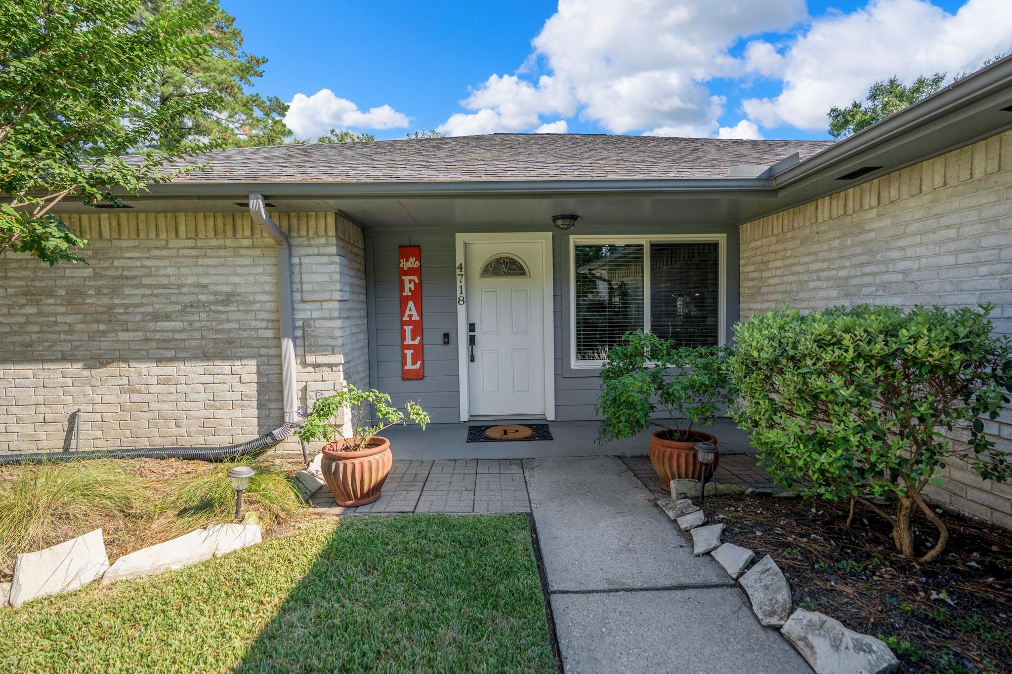 4718 Fleming Downe Ln, Spring, TX 77388 photo
