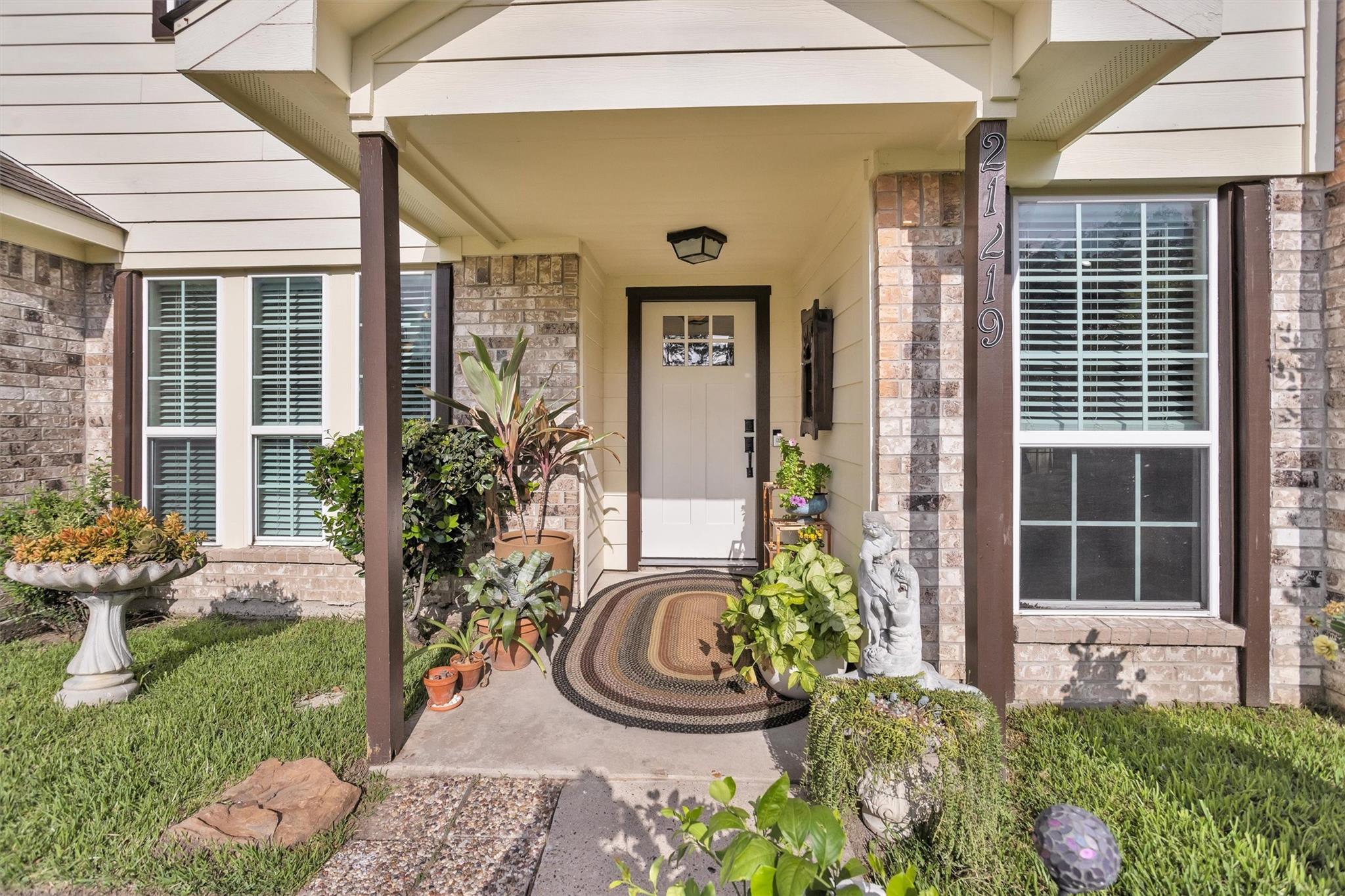 21219 Slippery Creek Ln, Spring, TX 77388 photo