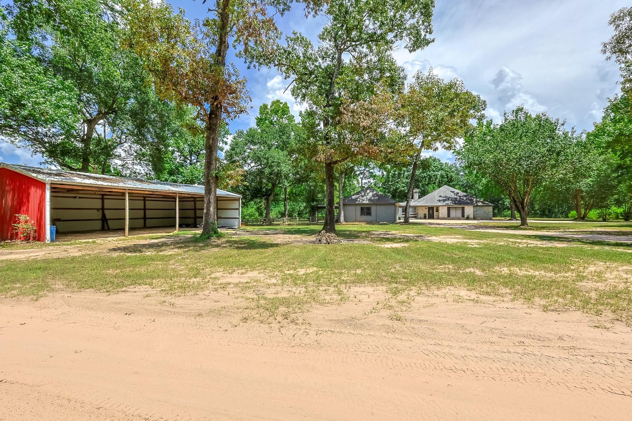 9214 Shady Ln, Magnolia, TX 77354 photo