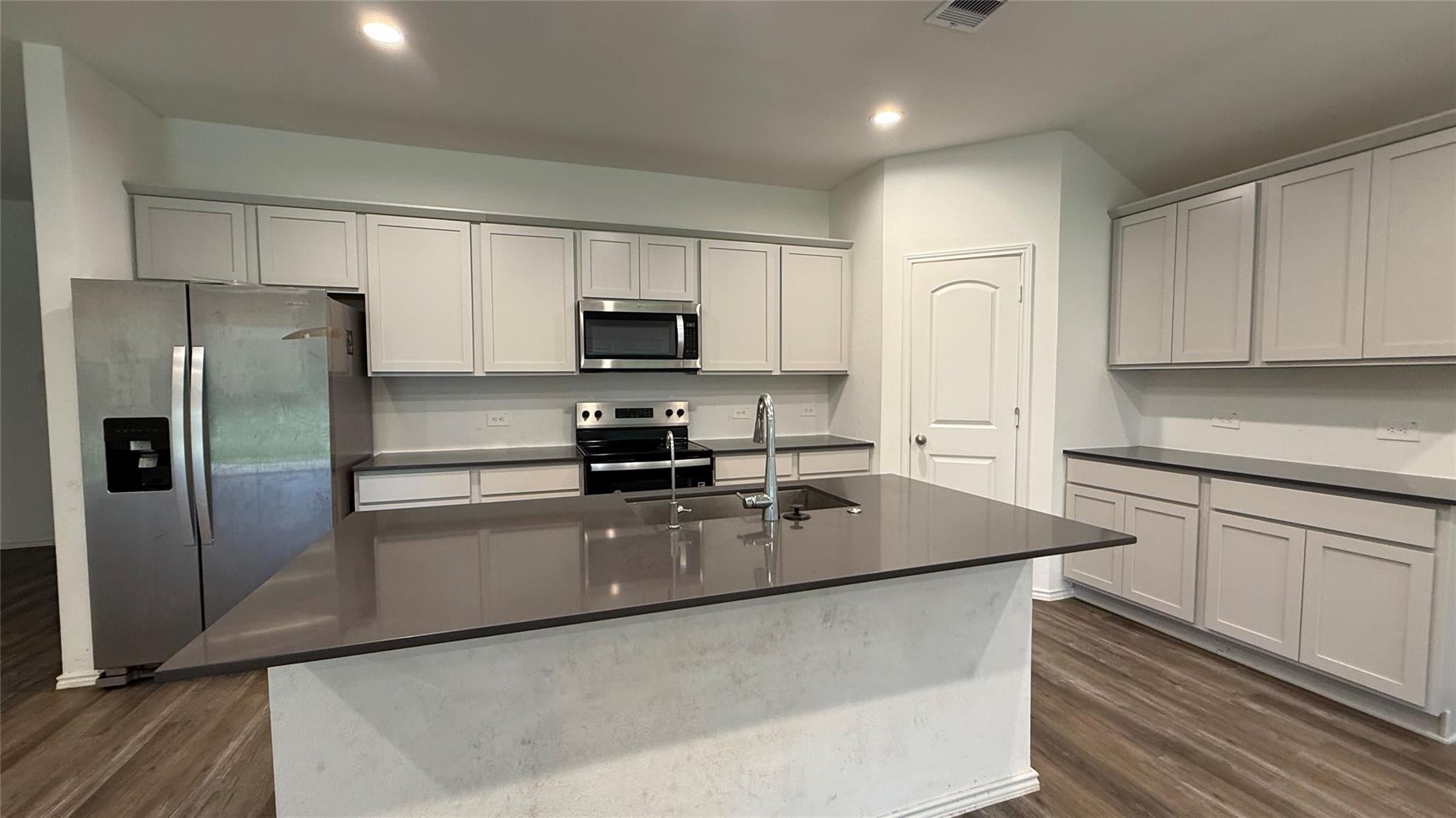 16113 William Ross Way, Conroe, TX 77303 photo