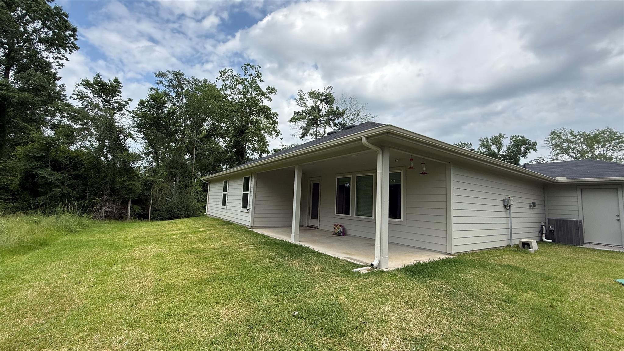 16113 William Ross Way, Conroe, TX 77303 photo