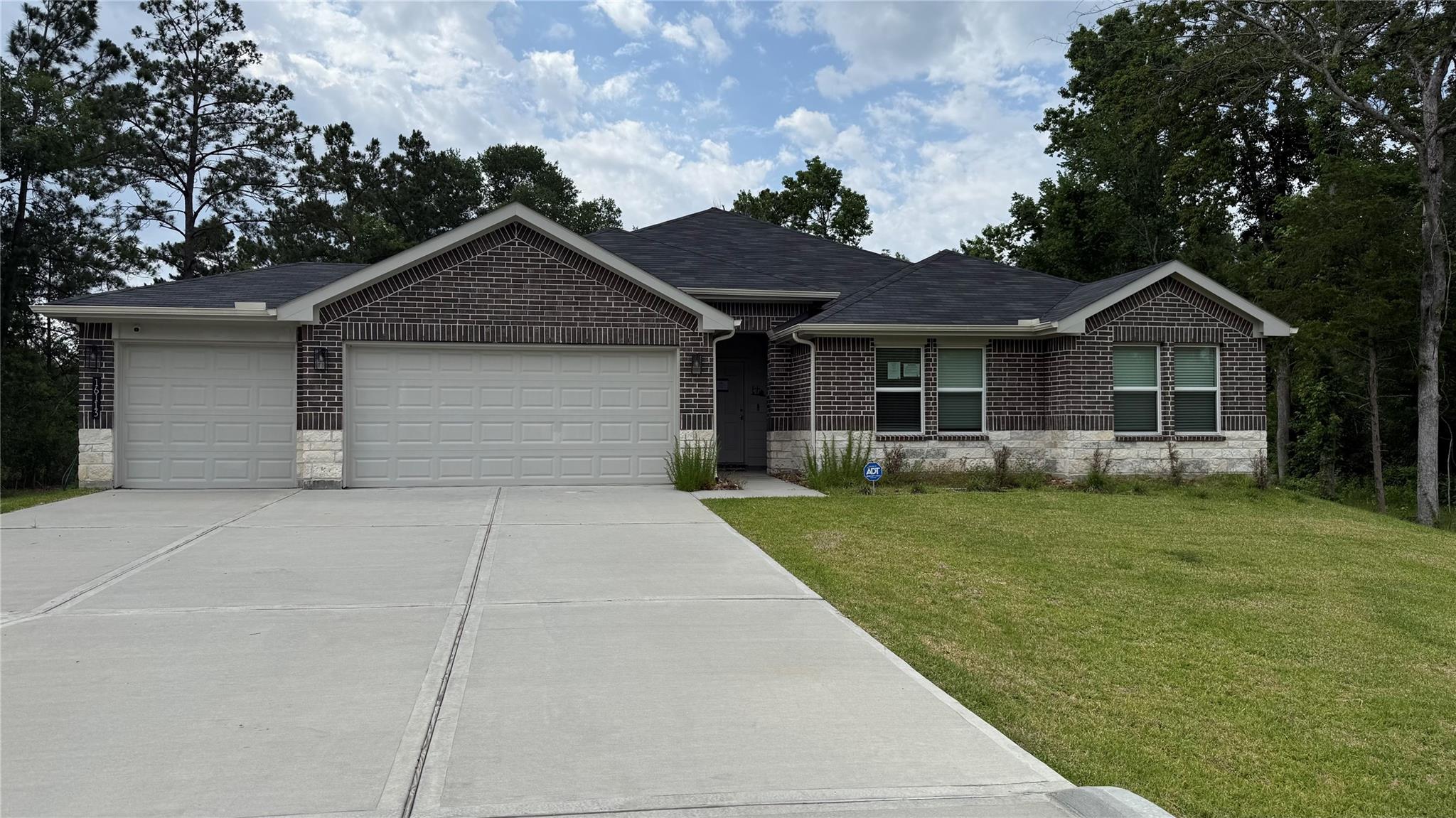 16113 William Ross Way, Conroe, TX 77303
