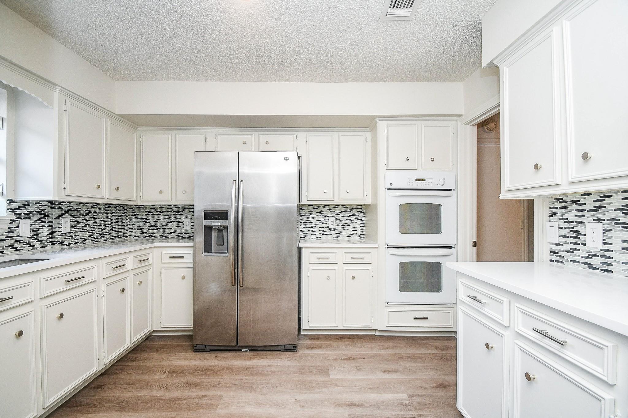 7815 Hummingbird St, Houston, TX 77071 photo