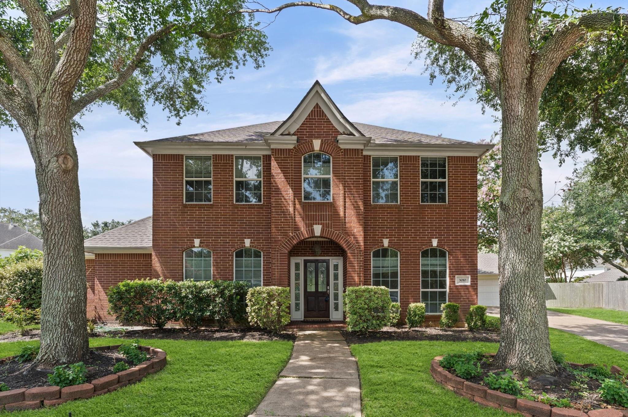 3010 Peekskill Ct, Pearland, TX 77584