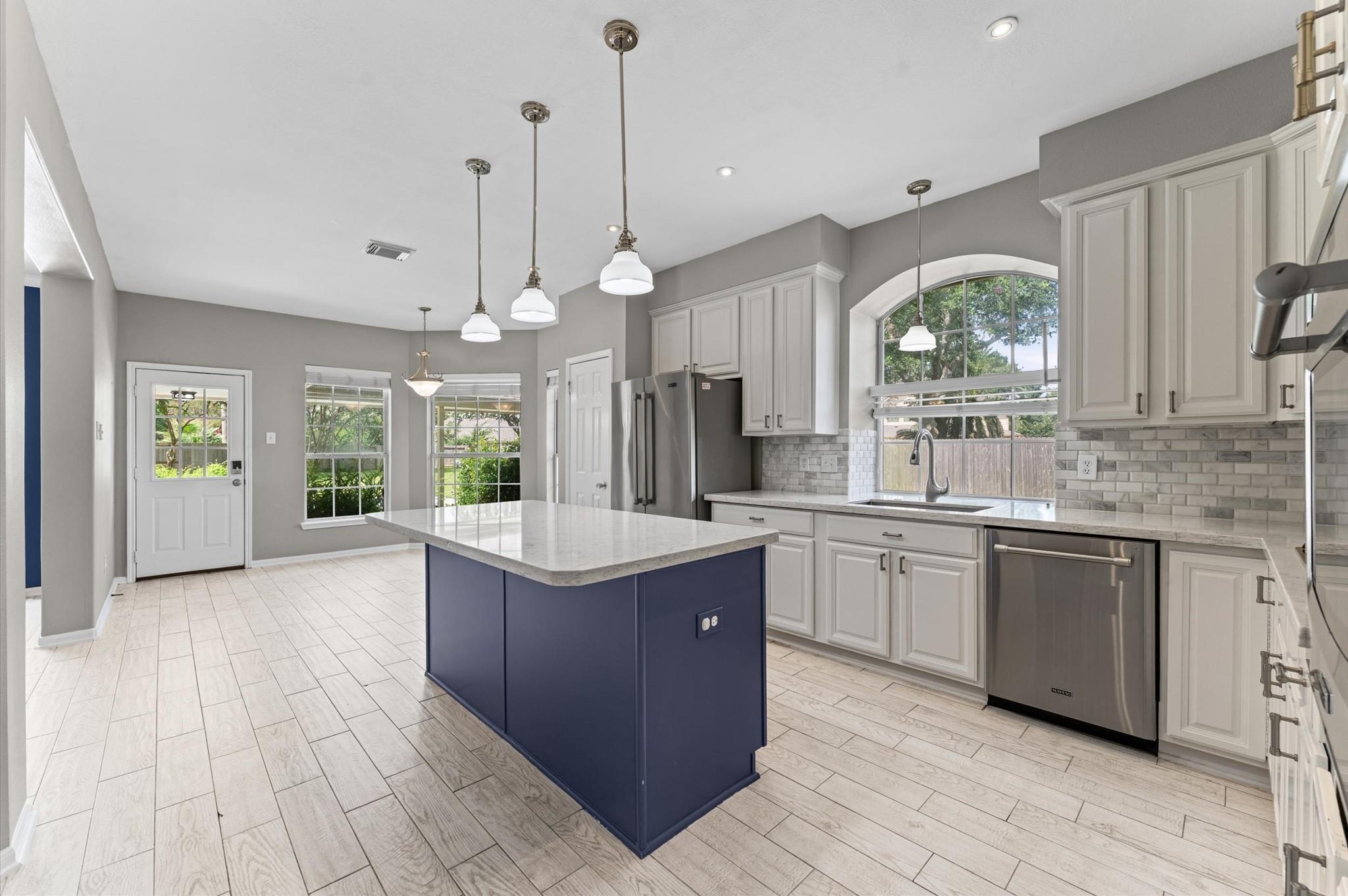 3010 Peekskill Ct, Pearland, TX 77584 photo