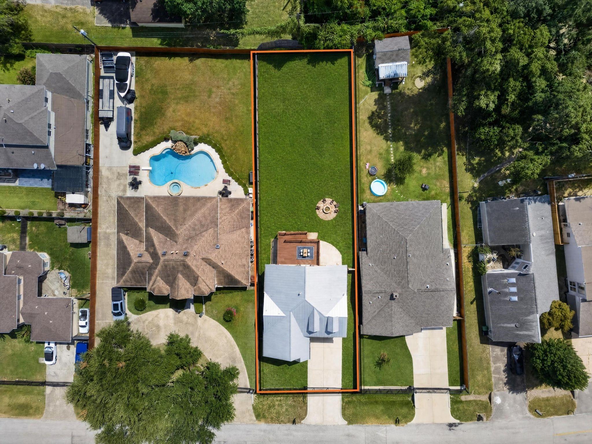 2112 Peppermill Rd, Houston, TX 77080 photo