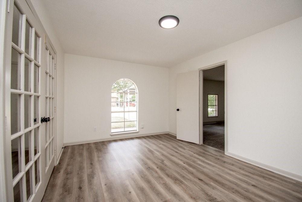 729 Arbor Dr, Deer Park, TX 77536 photo