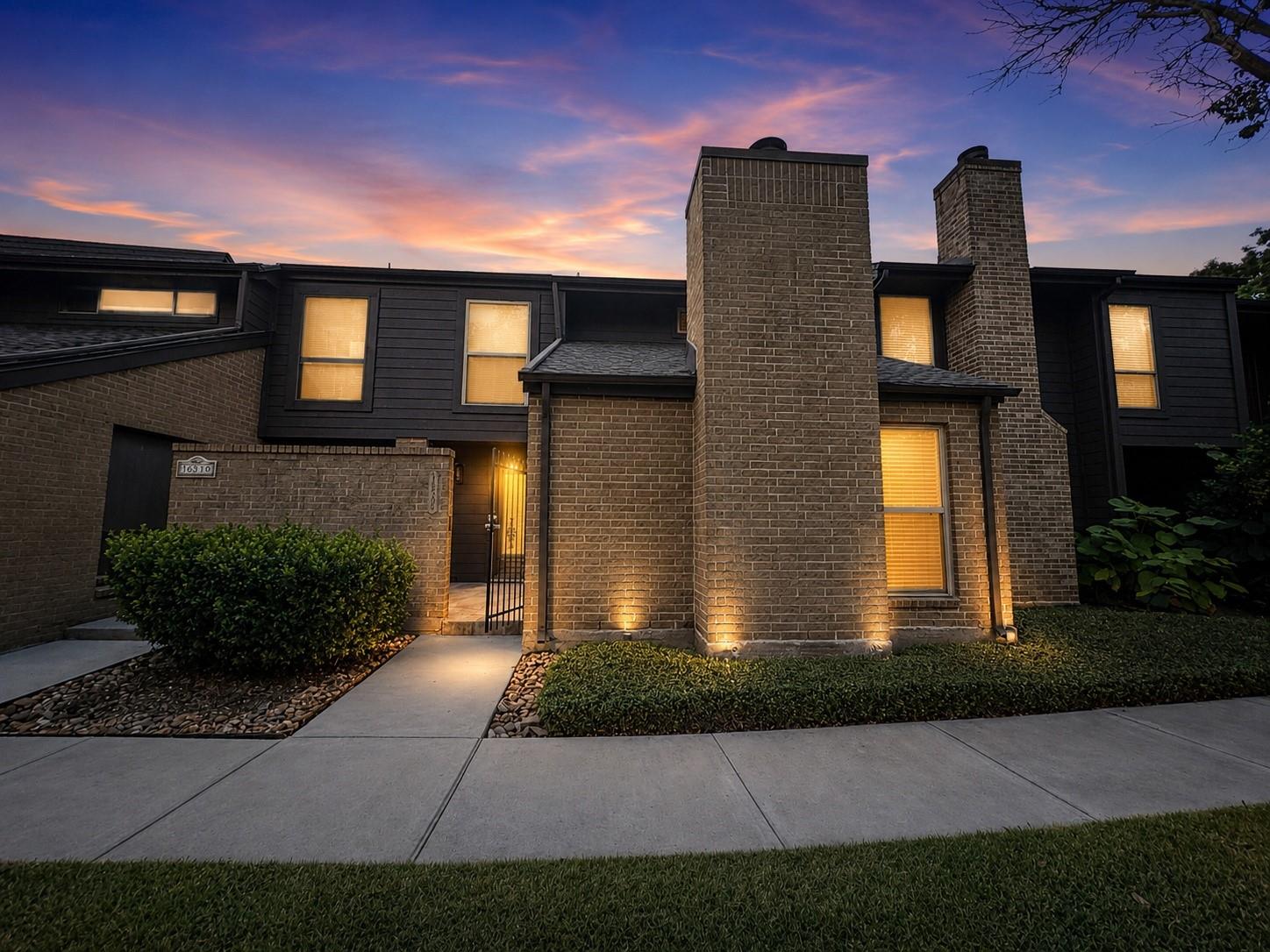 16508 Space Center Blvd, Houston, TX 77058