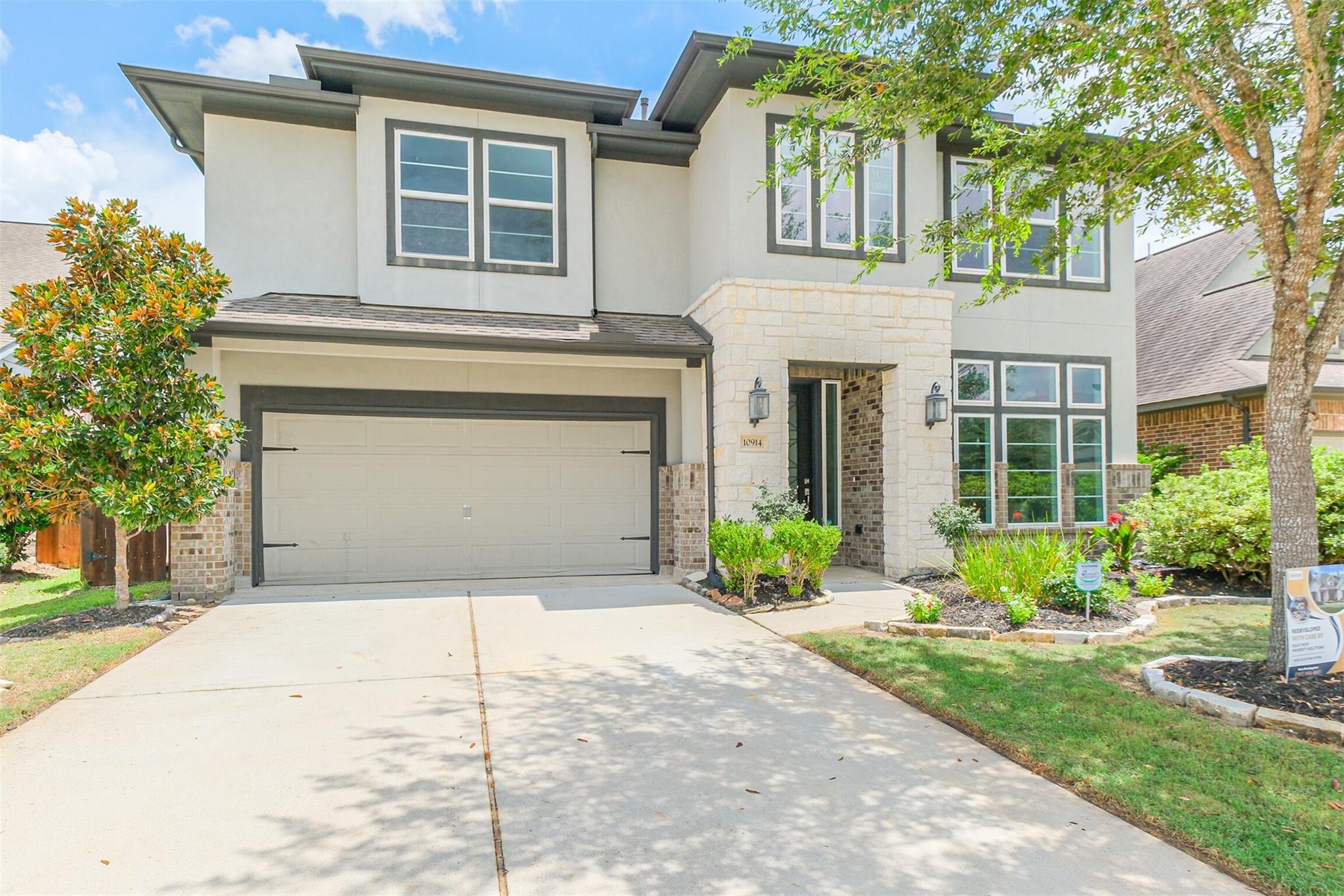 10914 Crestwood Point Cir, Cypress, TX 77433