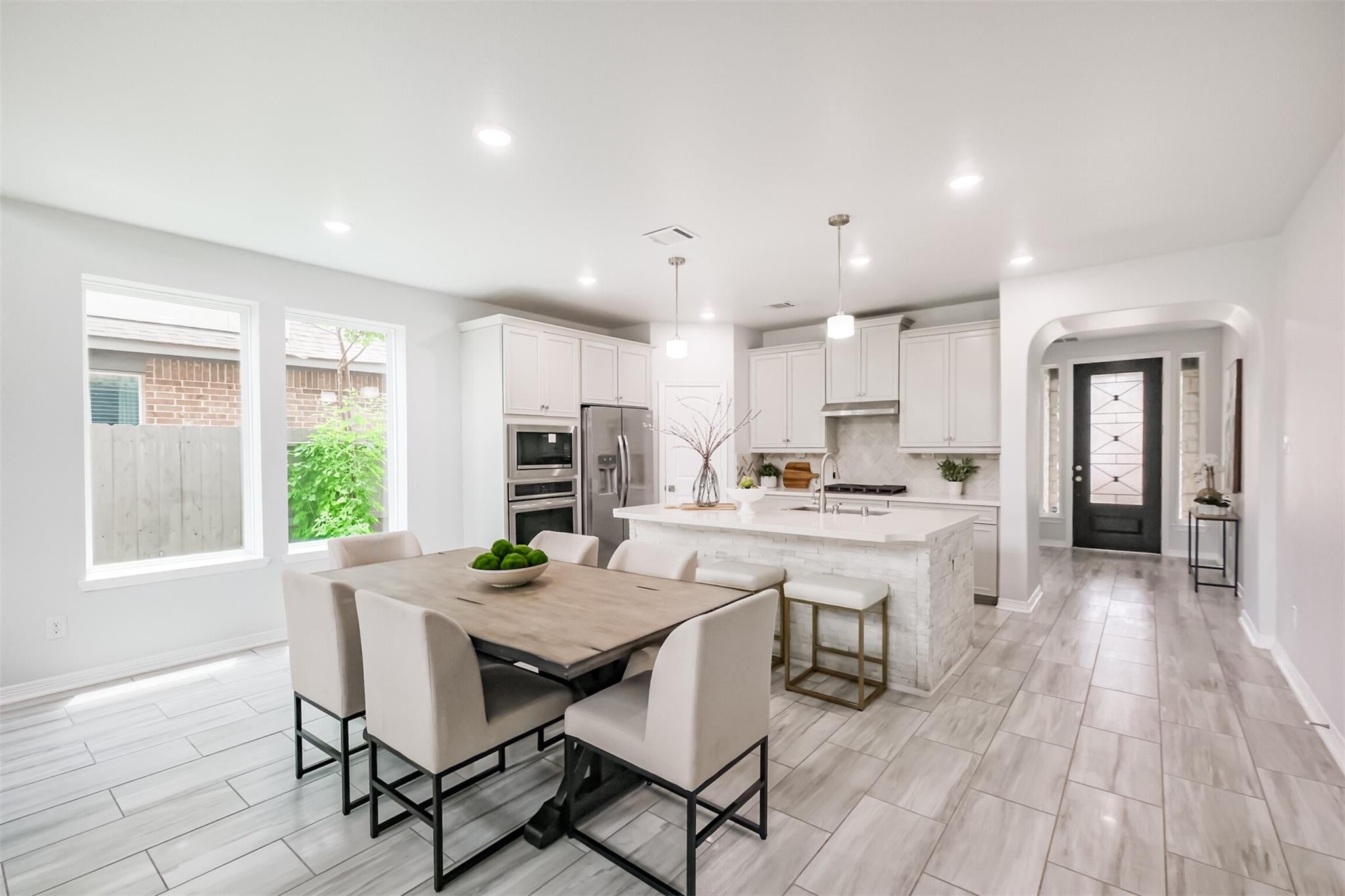 10914 Crestwood Point Cir, Cypress, TX 77433 photo