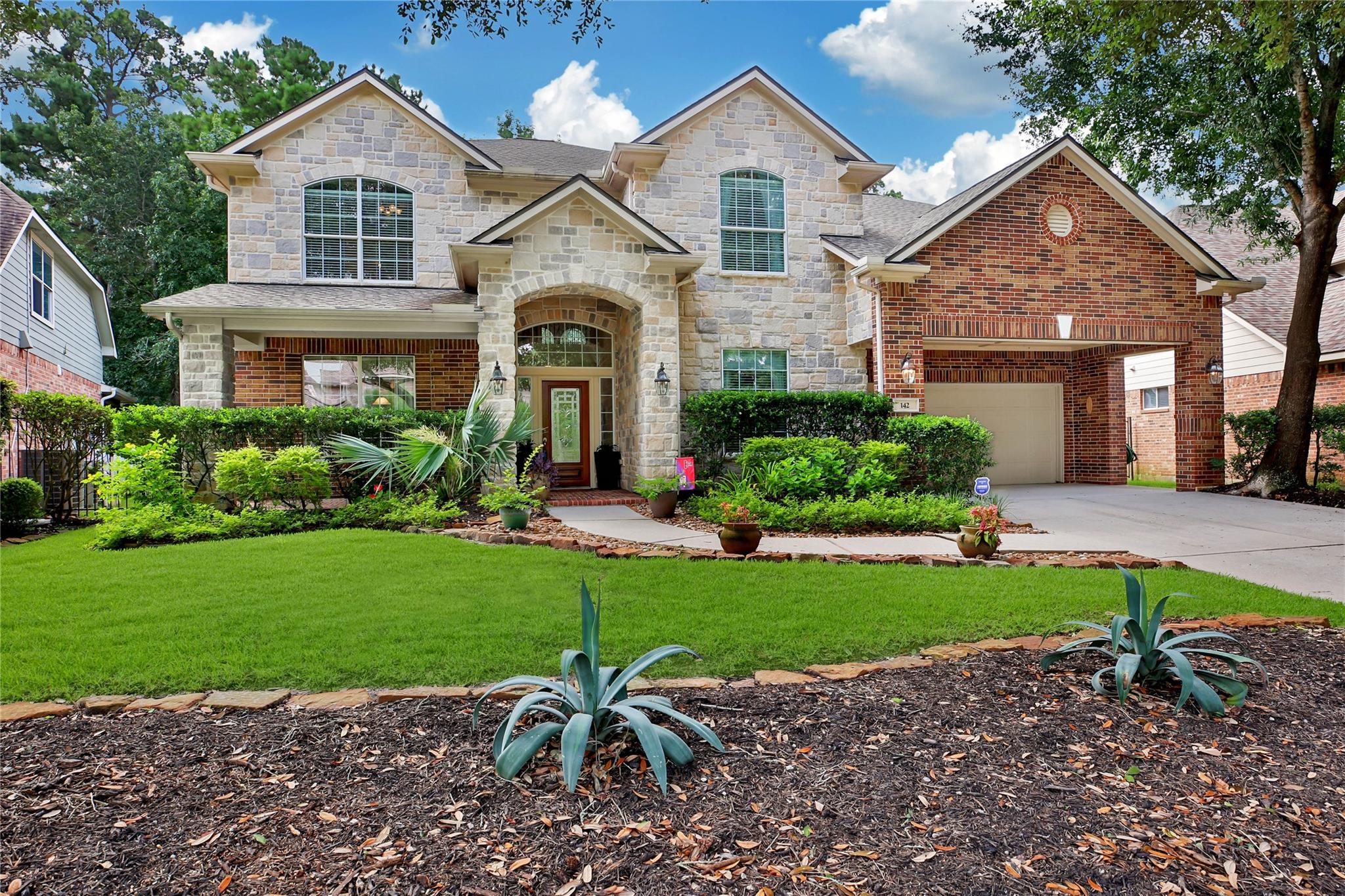 142 S Arrow Canyon Cir, Spring, TX 77389 photo