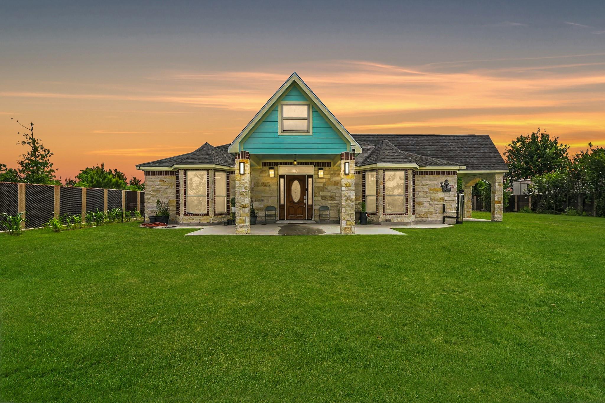 1664 Road 5601, Cleveland, TX 77327 photo