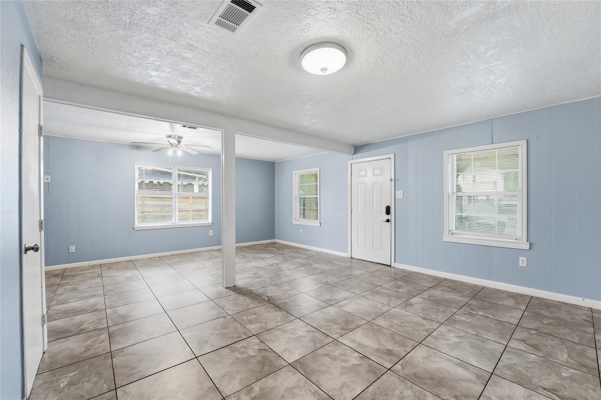 6526 Lindenn St, Houston, TX 77087 photo