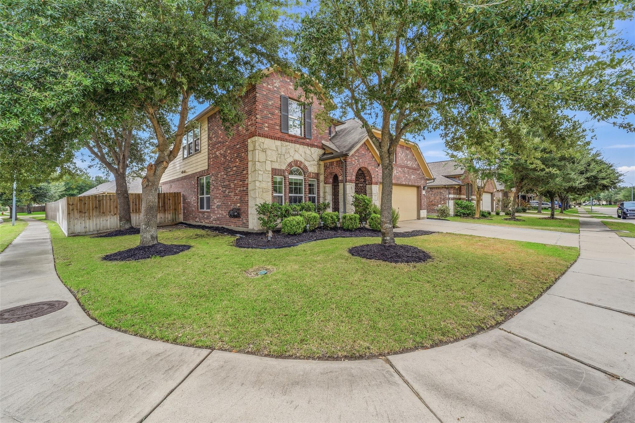 9982 Manor Spring Ln, Brookshire, TX 77423 photo