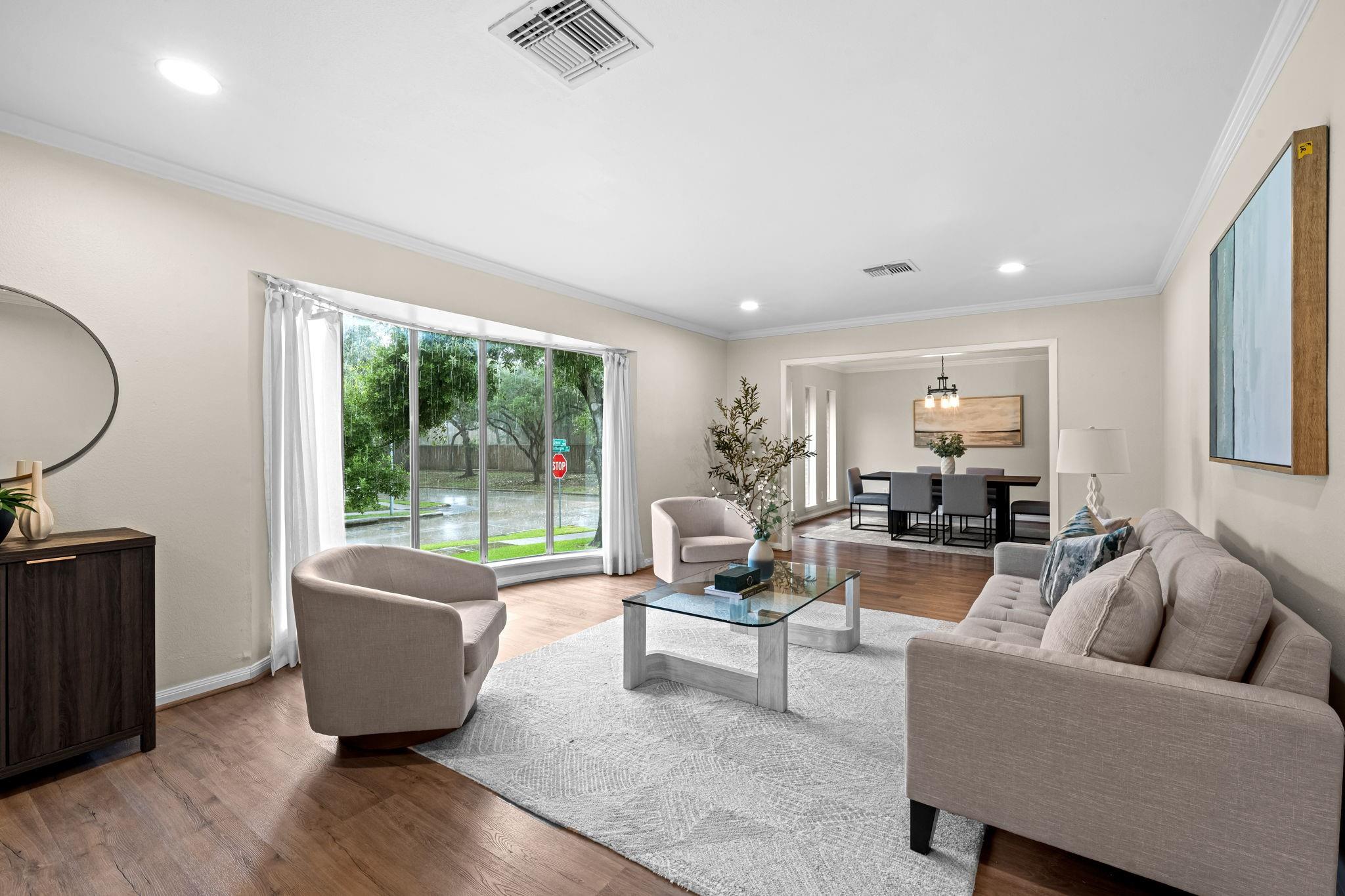 4903 Heatherglen Dr, Houston, TX 77096 photo