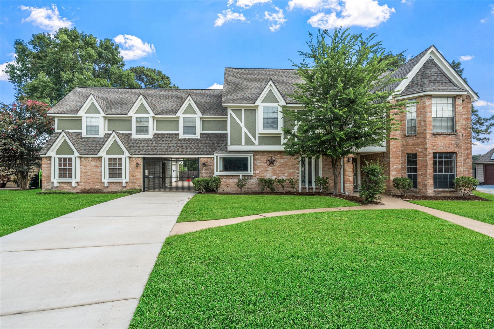 8802 Sedgemoor Dr, Tomball, TX 77375