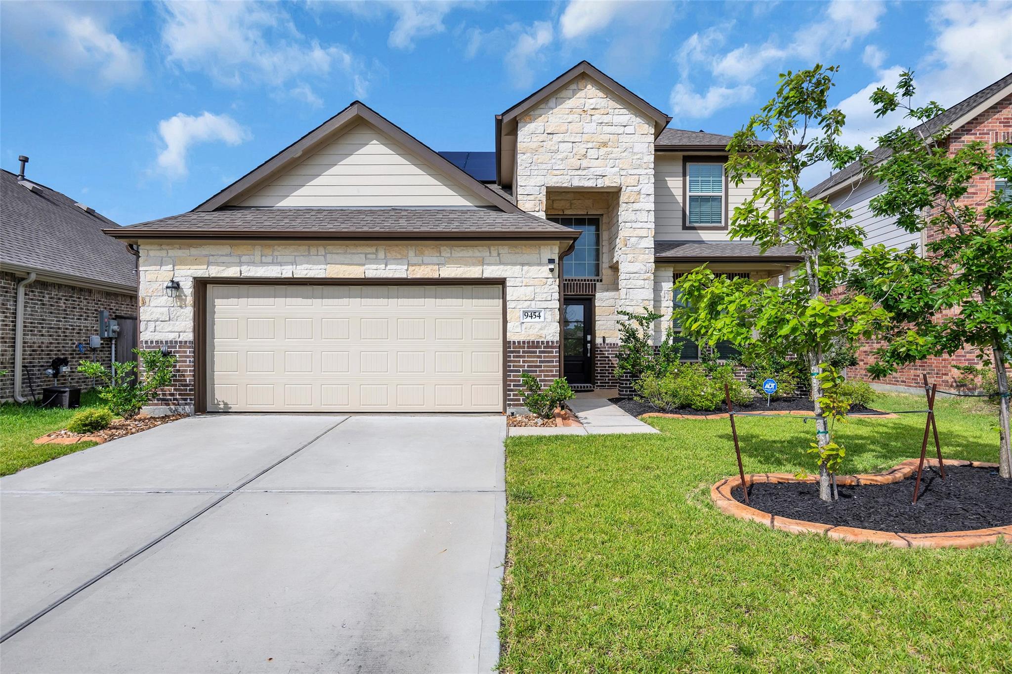 9454 Brookwood Bend Dr, Baytown, TX 77521