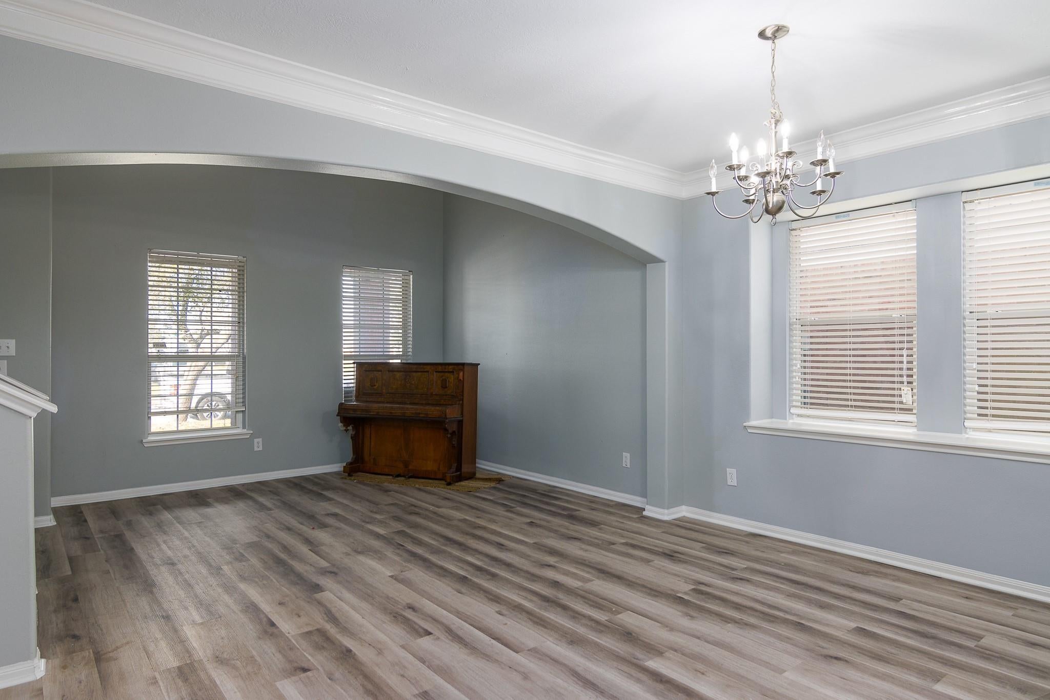 10303 Mills Run Dr, Houston, TX 77070 photo