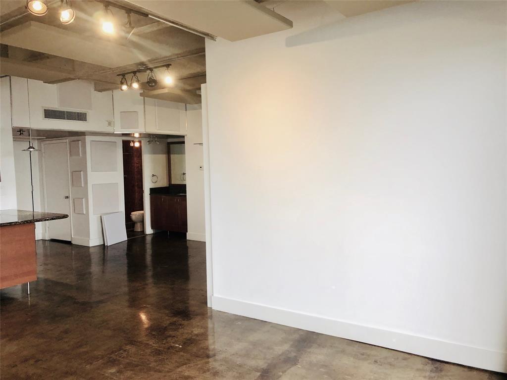 2016 Main St #1822, Houston, TX 77002 photo
