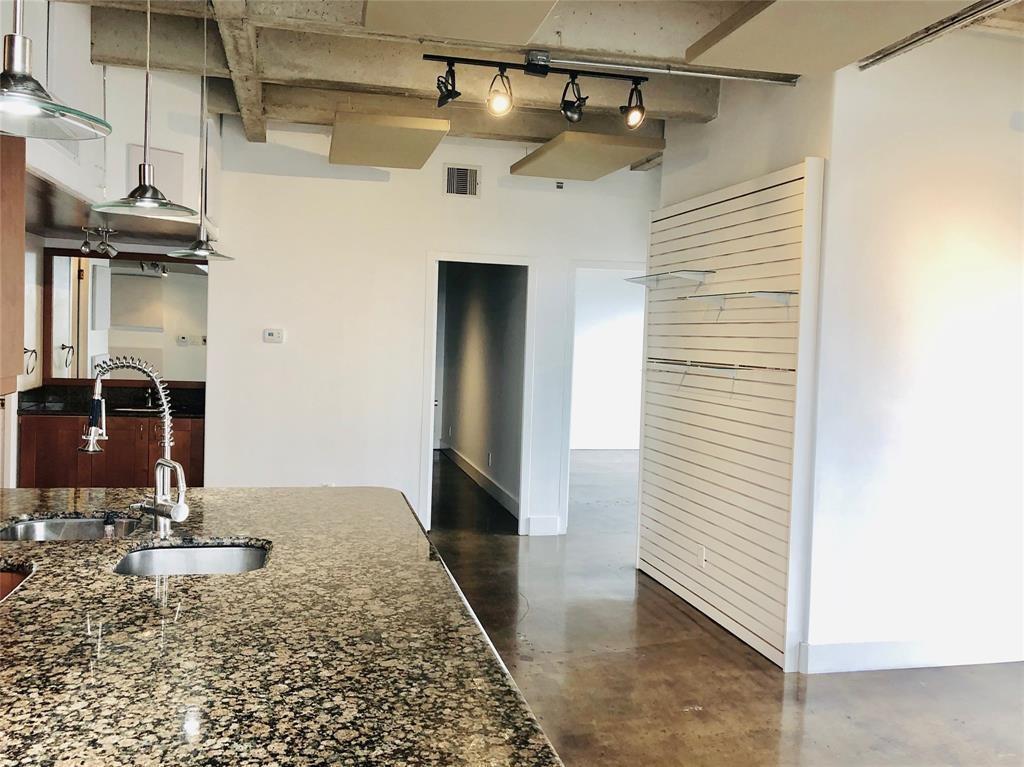2016 Main St #1822, Houston, TX 77002 photo