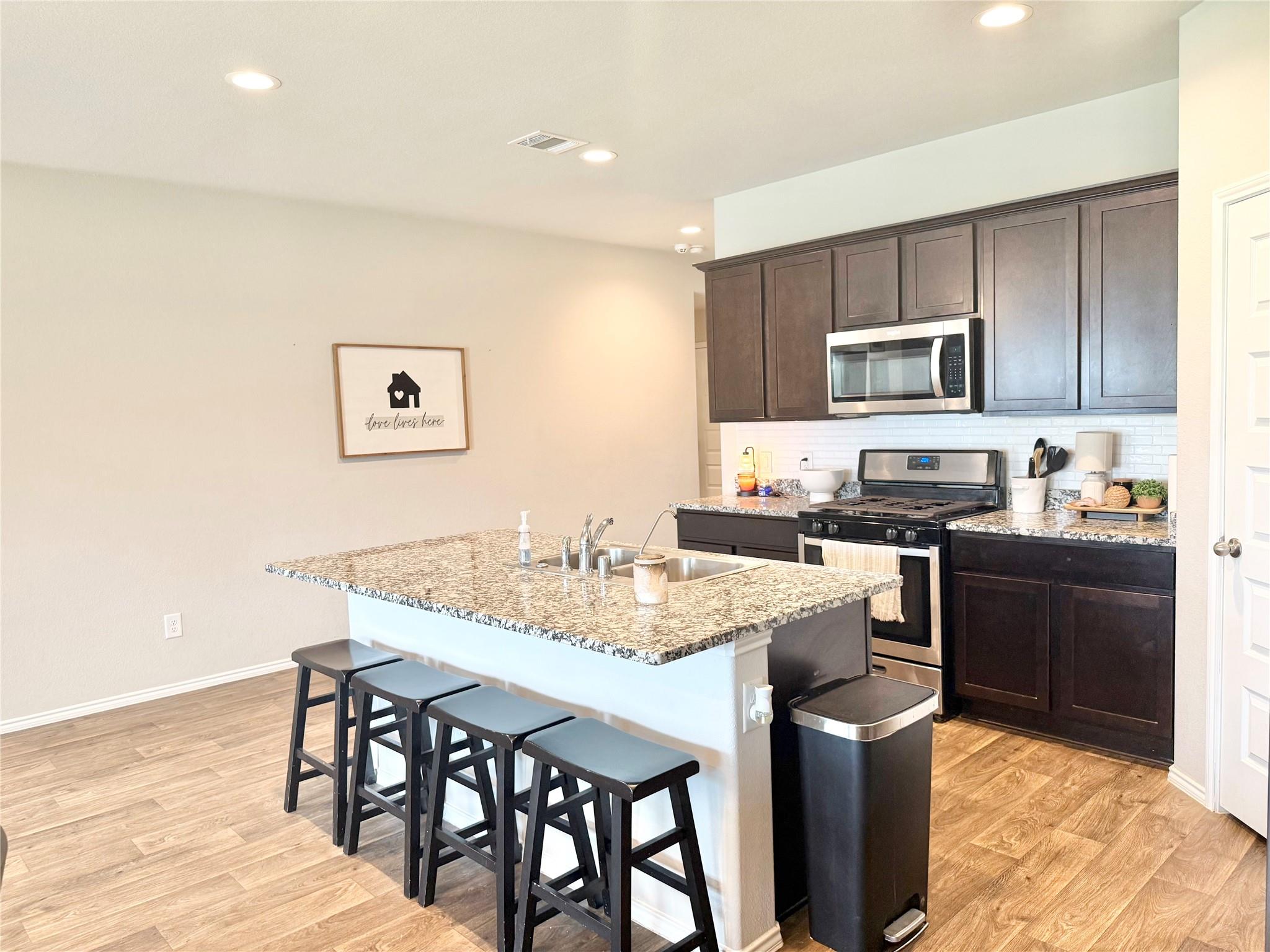3939 Country Club Dr, Baytown, TX 77521 photo